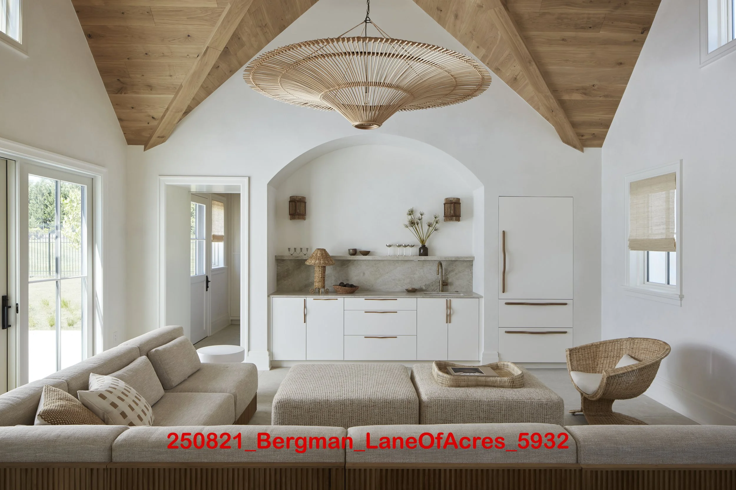 250821_Bergman_LaneOfAcres_5932.jpg
