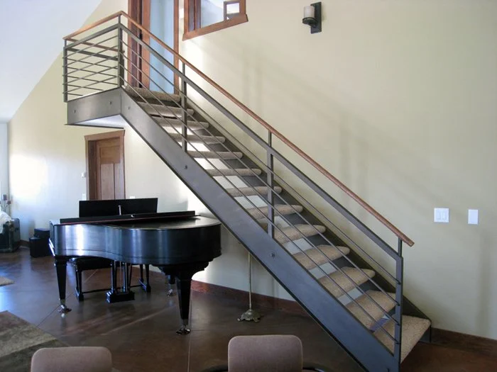 GrabowStair1.jpg