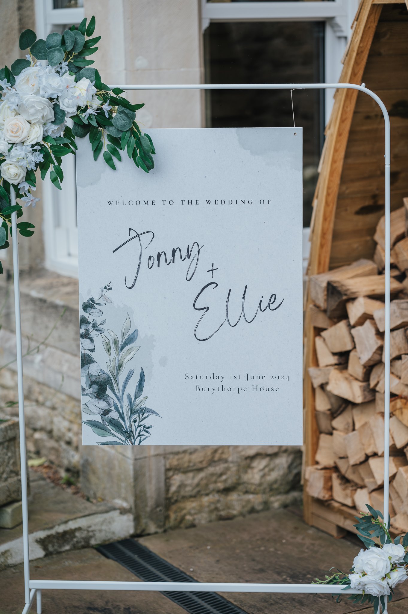 Ellie & Jonny-003.jpg