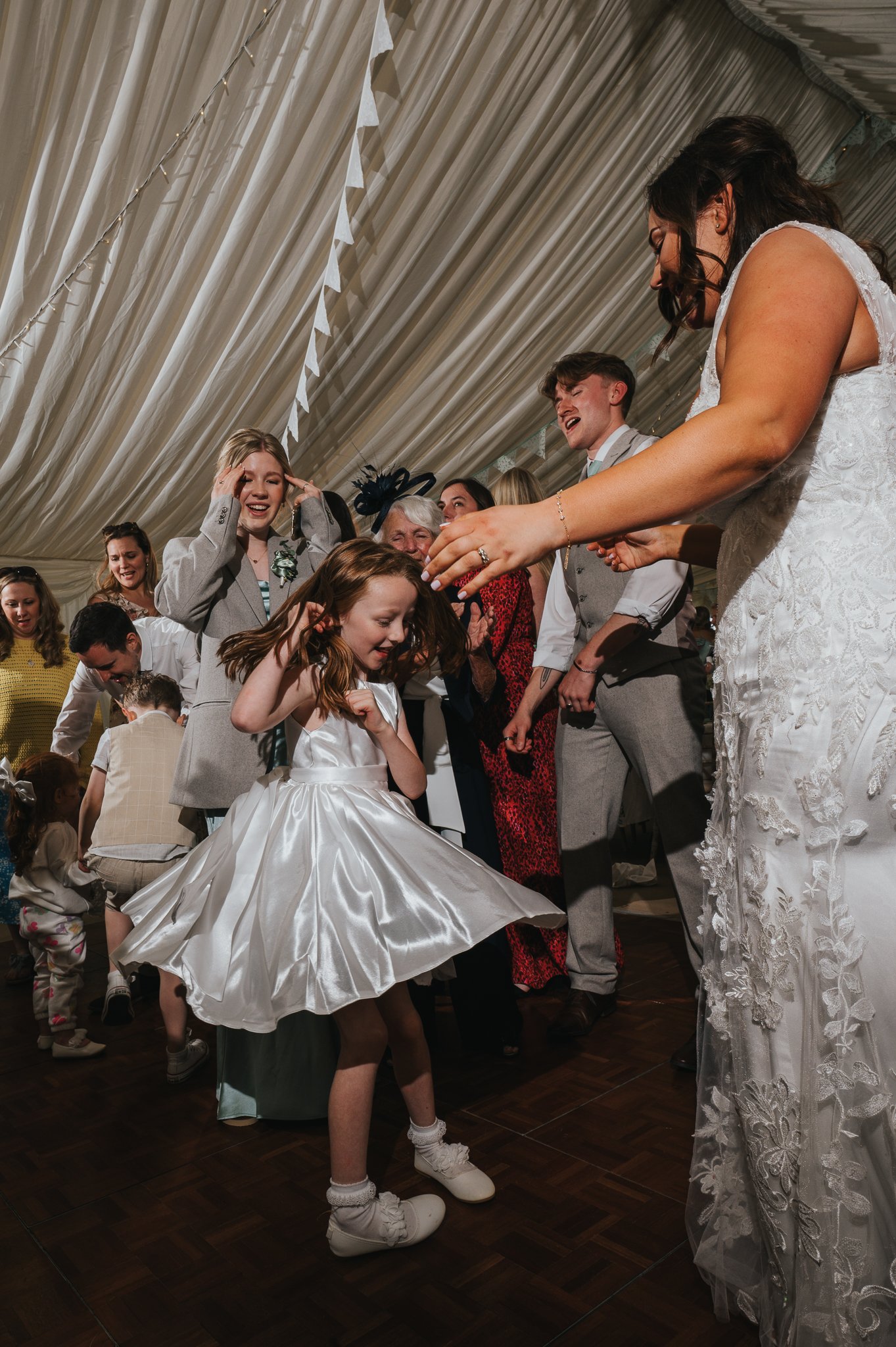 Ellie & Jonny-175.jpg