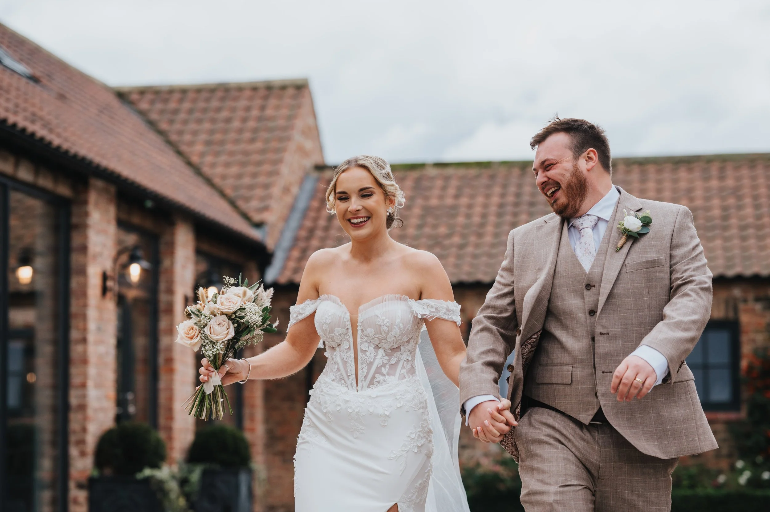 Annalise & Luke - Thirsk Lodge Barns