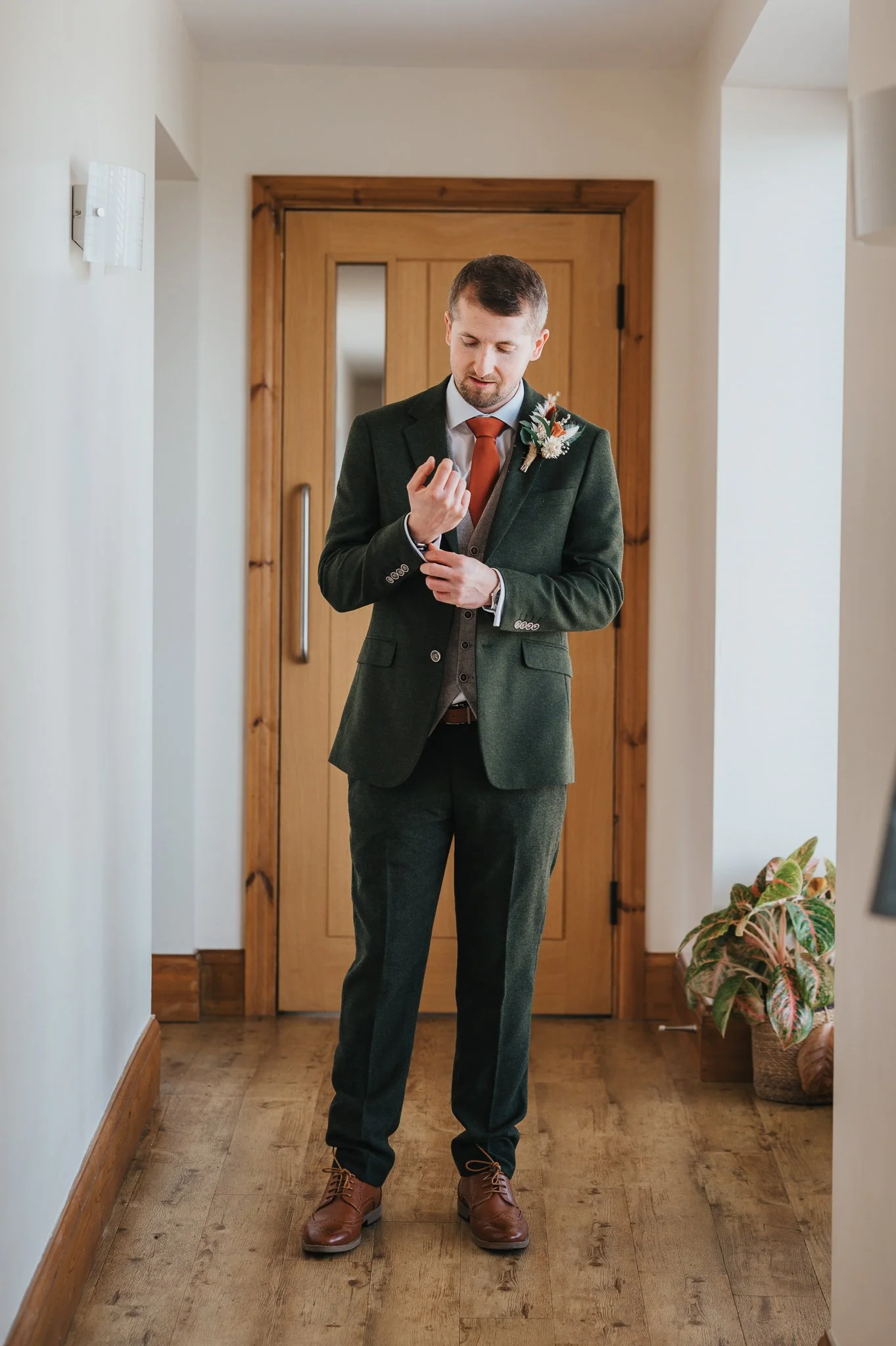 Hannah & Danny Wedding-025.jpg