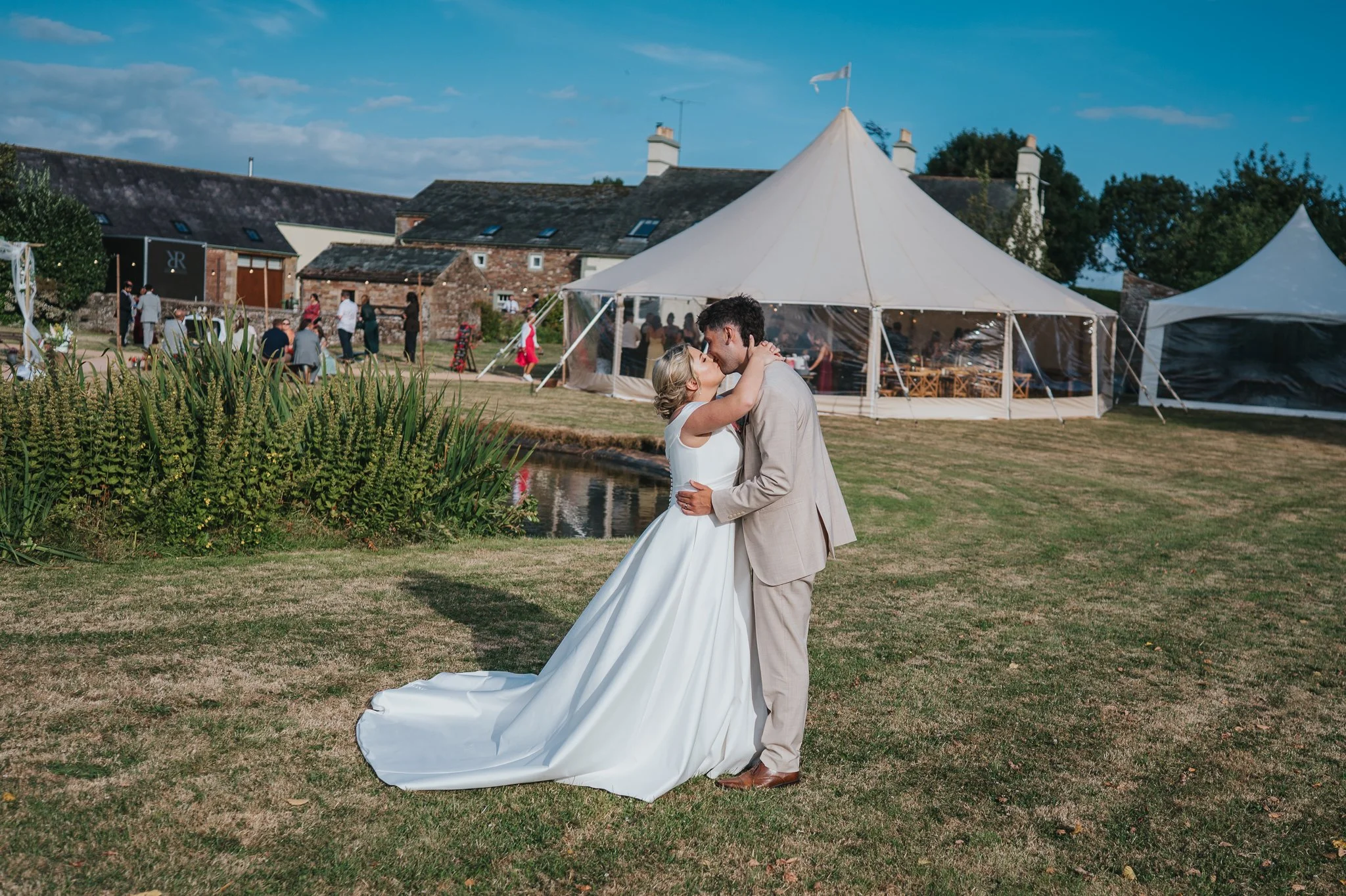 Beth & Rob SS-148.jpg