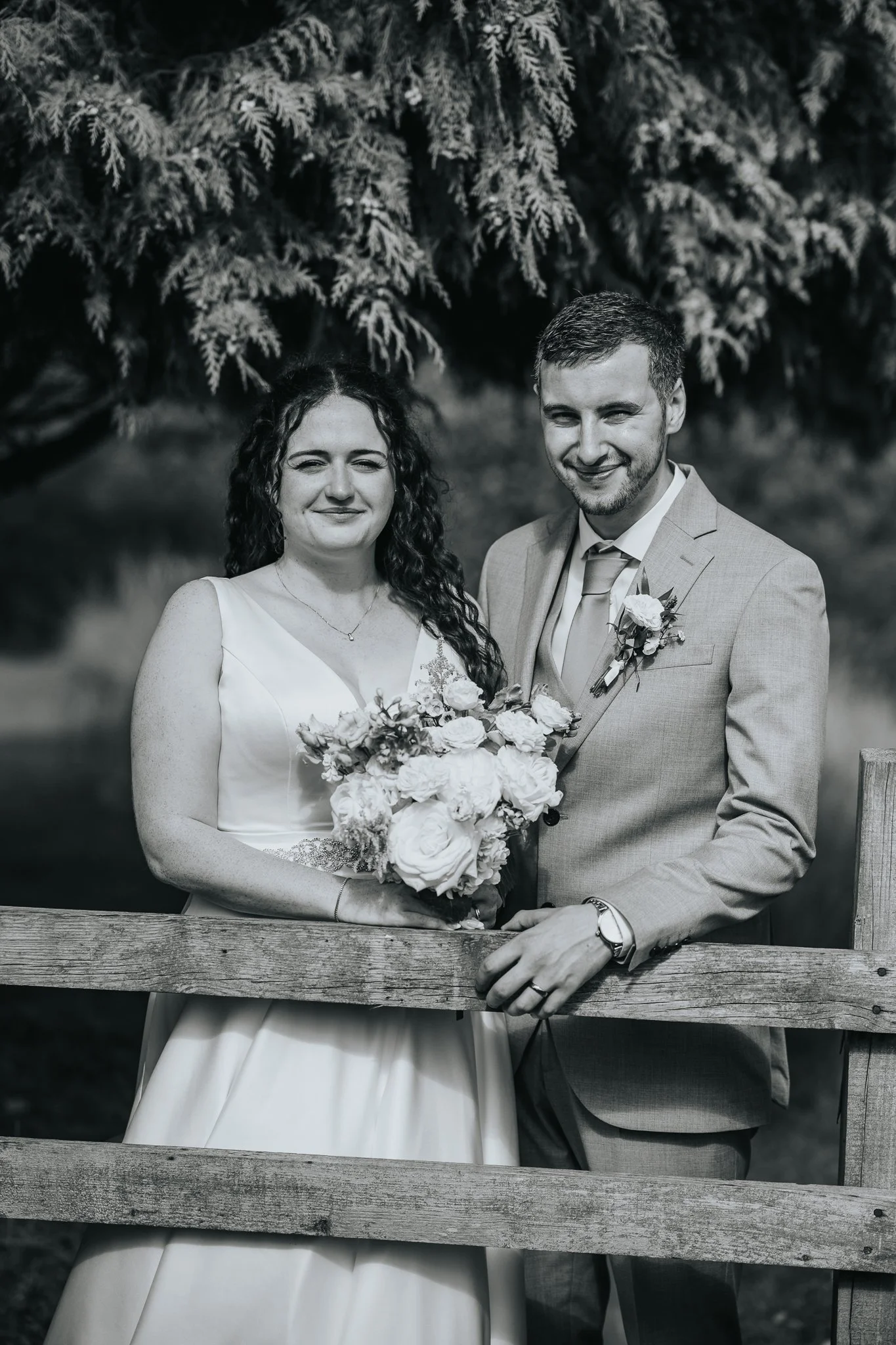 Jess & Jordan-077.jpg