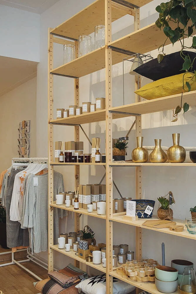 Fair and sustainable stores are definitely out there, but you have to know where to find them. Therefore we made a fair shoppingguide for Utrecht (Anne's hometown): https://fairfriday.nl/shoppingguide-utrecht-deel-1-