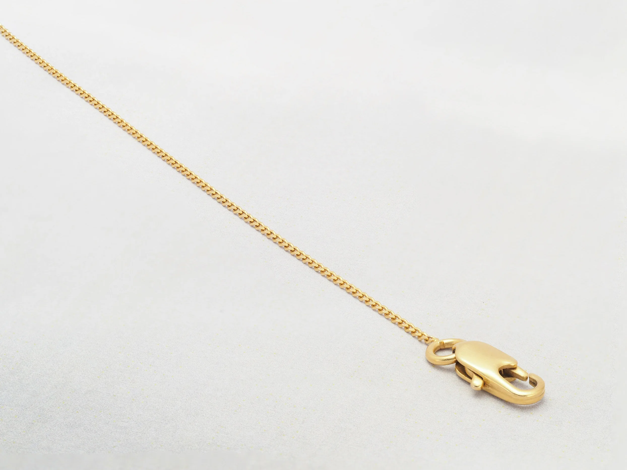 breacelet-chaine-simple1.jpg