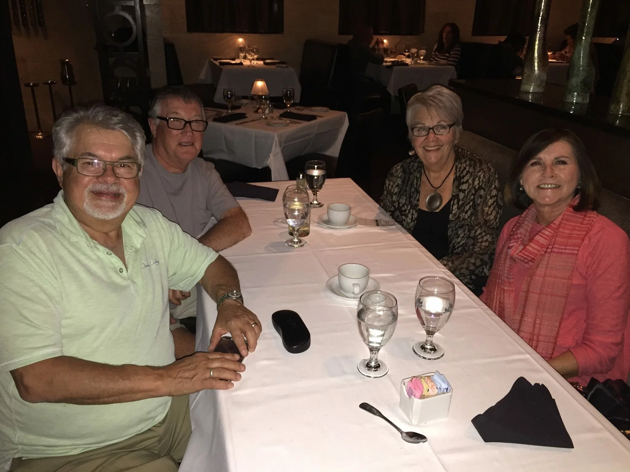 Thanks to Facebook we were able to meet up with Barbara's childhood friends, from Kewanee, Il in Phoenix! Jim Currier was in my high school graduating class and his wife Jane was my childhood playmate. We all lived on Wilbur Street.