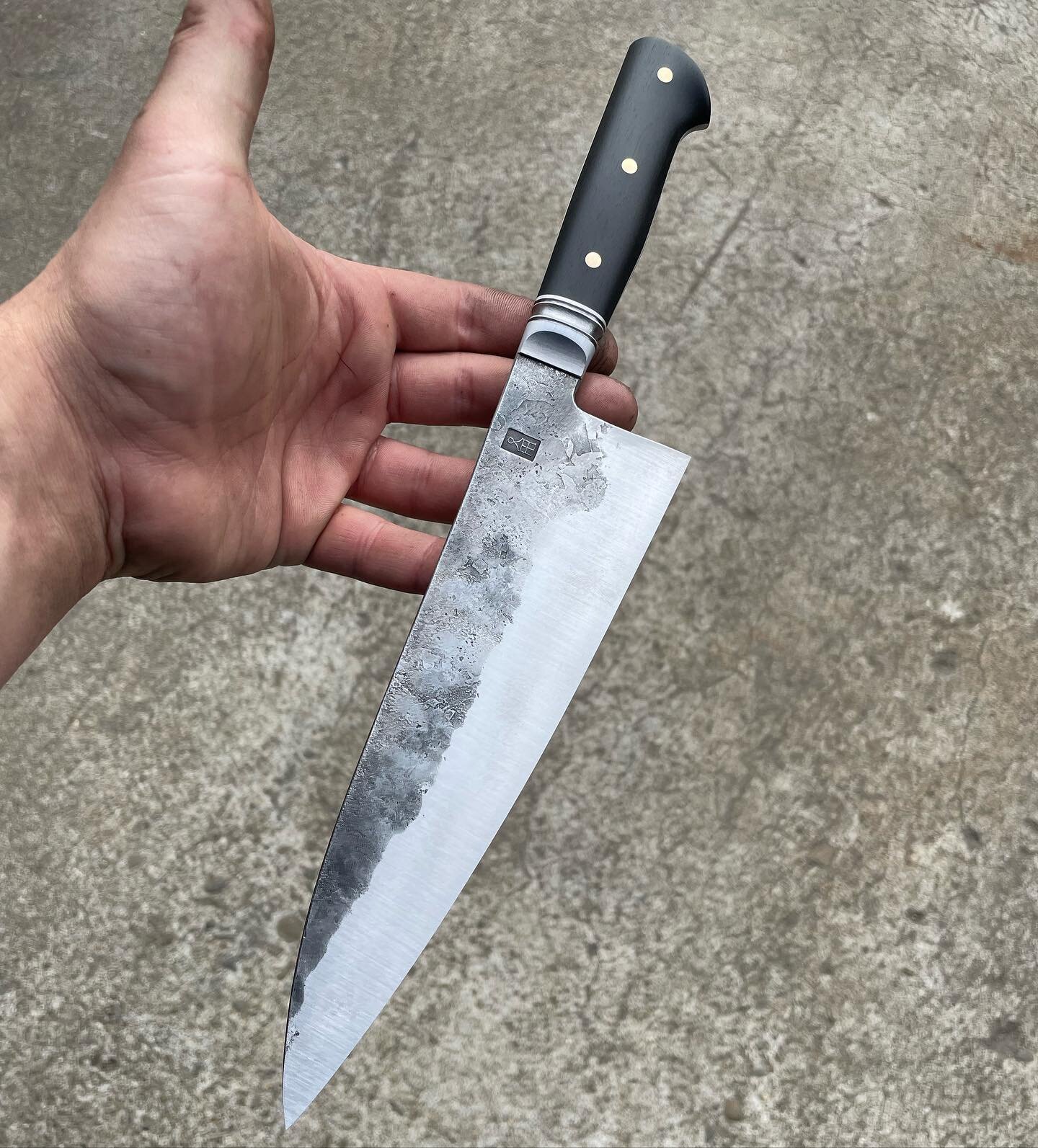 Back on the full-tang game! This is a 52100 workhorse, 3/16&rdquo; at the base of the spine with applied steel bolsters and ebony scales with the small brass corby bolts. Very happy with this one and even happier to send it out to my good friend Owen