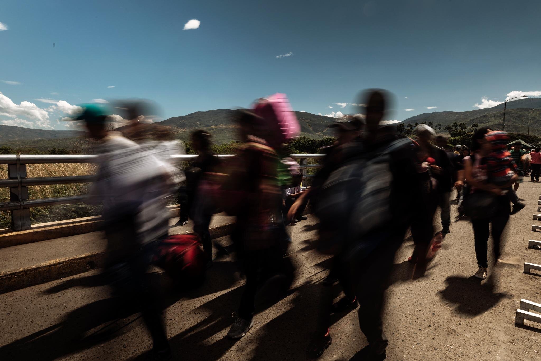 Venezuelans cross the Puente Internacional Simón Bolívar, the busiest border point between Venezuela and Colombia’s Department of Norte de Santander. Approximately 50,000 Venezuelans cross into Colombia through the three official border crossings in