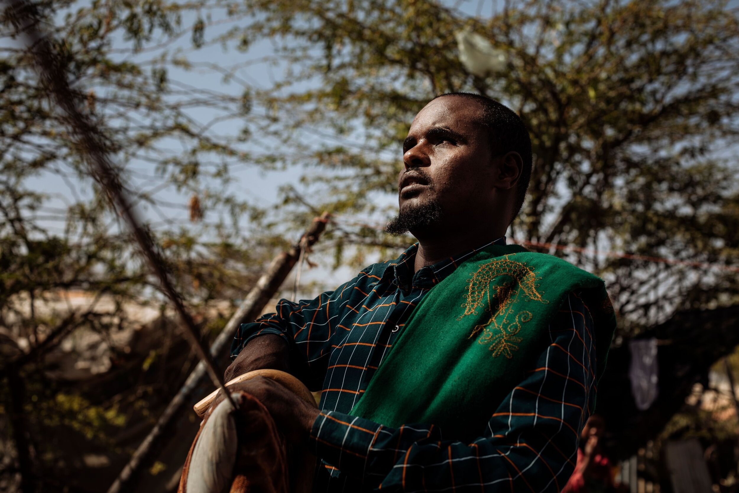 Mohamed Arrived in Burco, Somaliland, 15 years ago seeking medical assistance. He had an eye infection and could not get the help he needed in Ethiopia. Unfortunately, he lost his sight, and with it the hope for a better future. “I was broken,” M