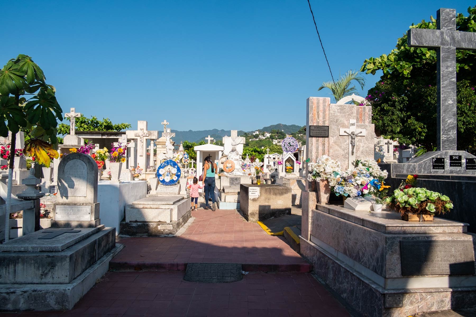 TAL-cemetery-pantheon-fifth-december-entry-PVDDLM1122.jpg