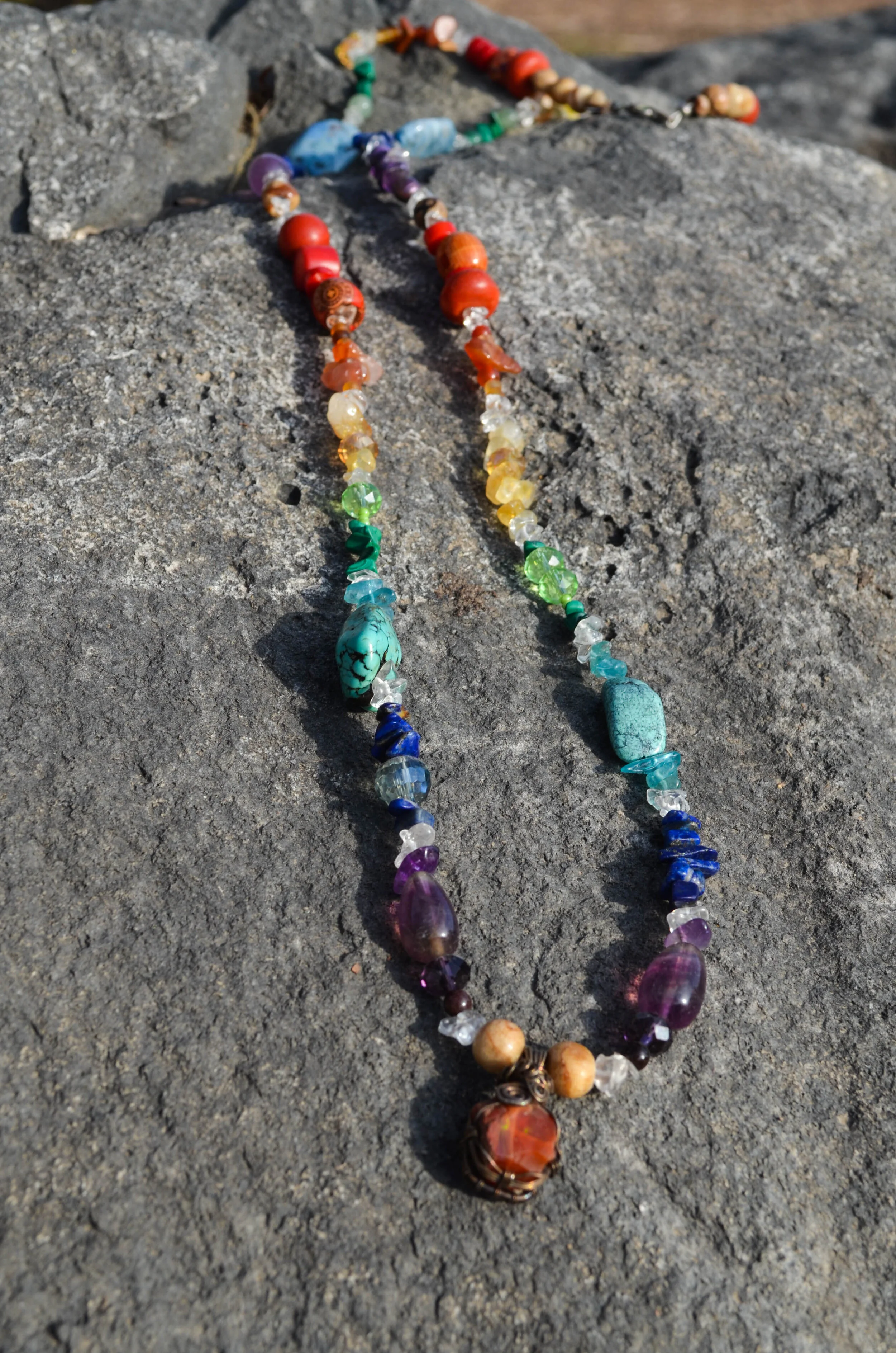 JacquelynSommer_KeeperofColorsNecklace-2.jpg
