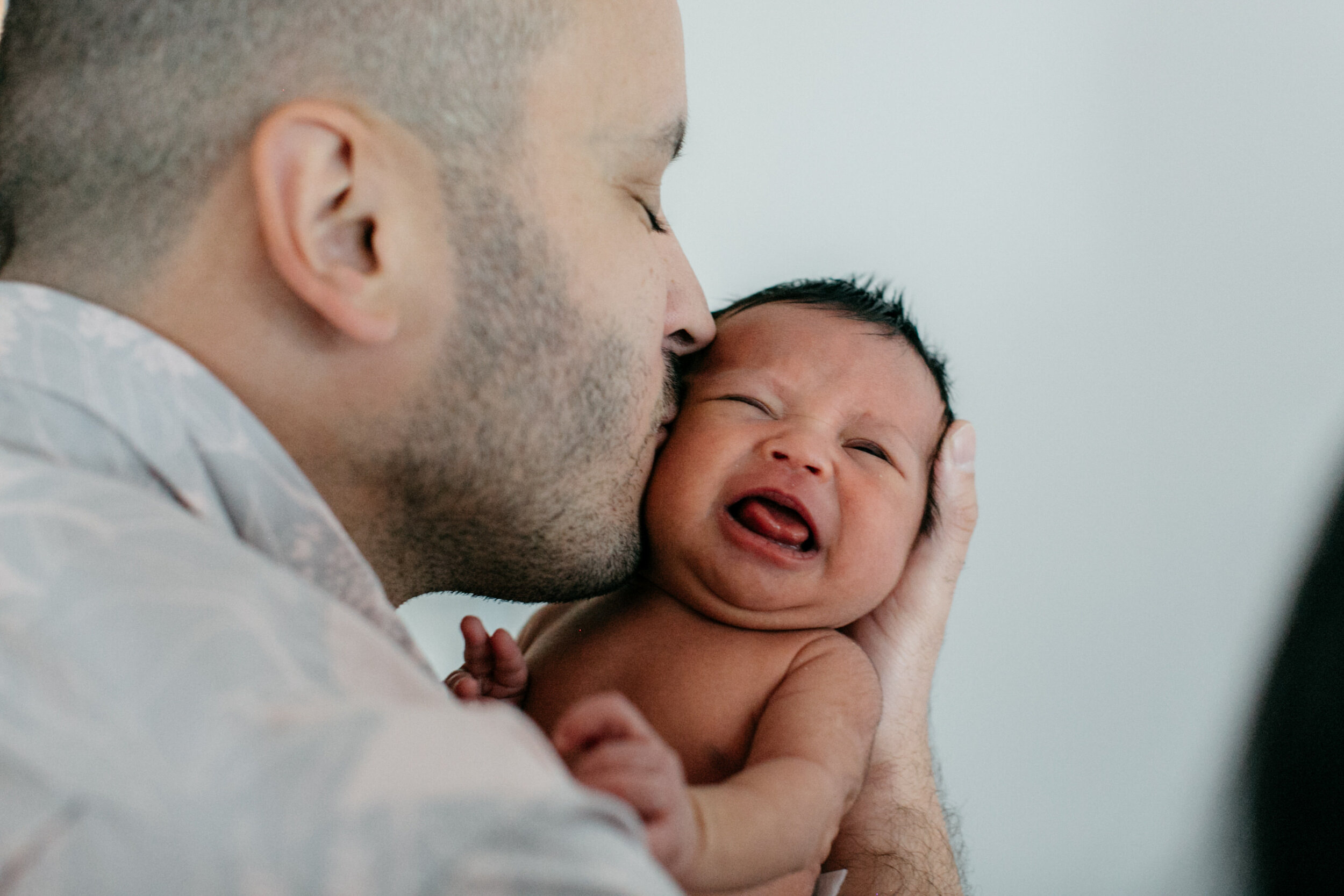 dad baby girl newborn dc photographer