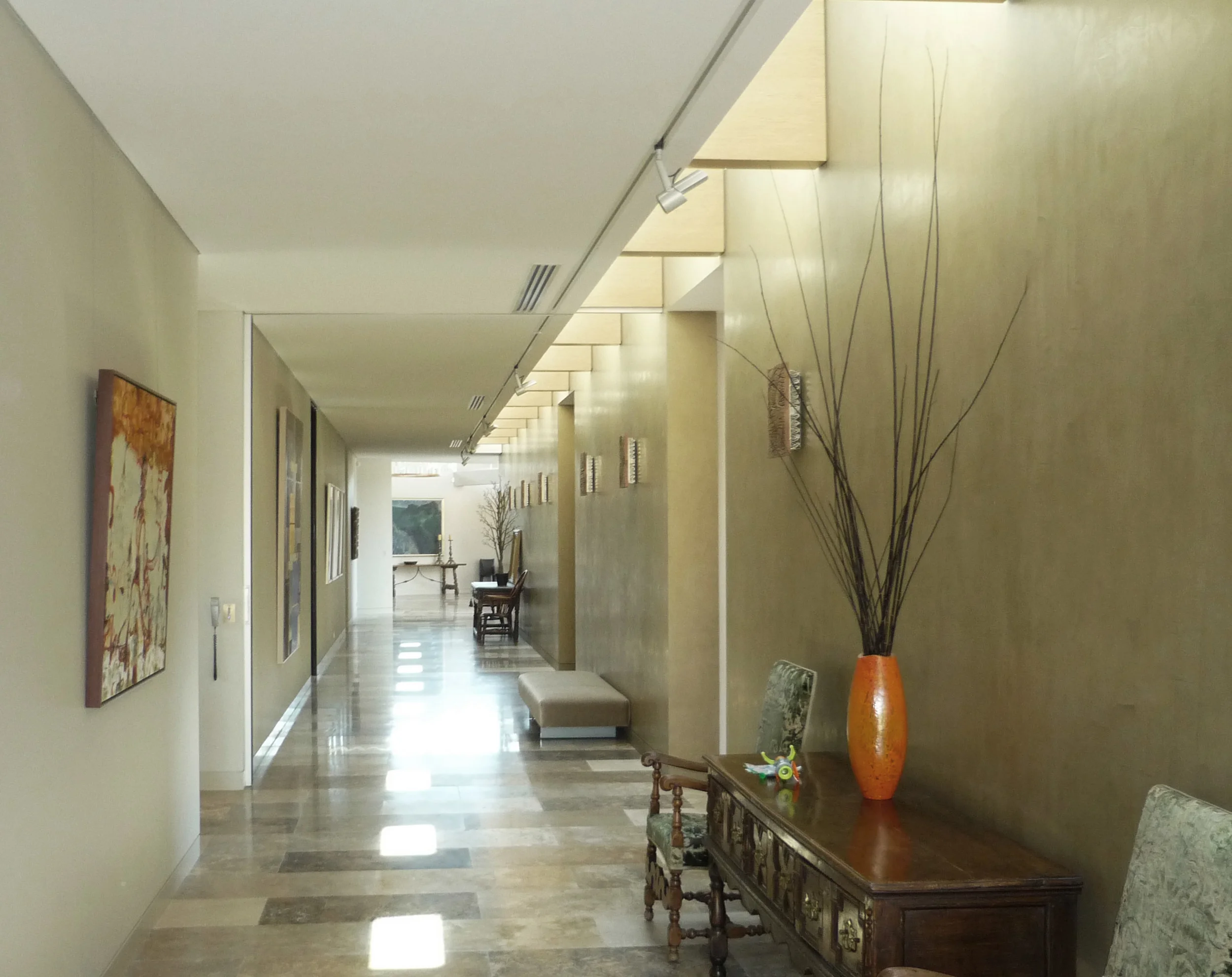 Farmhouse 8 desat.jpg