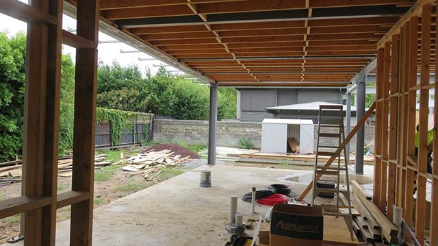 Progress onsite in Malvern East this week. Kitchen &amp; Meal spaces with views to the yard &amp; Pool (aka dirt mound &amp; site shed for now!). Coming along nicely....
#architecture #architecturelovers #designinspiration #progressonsite