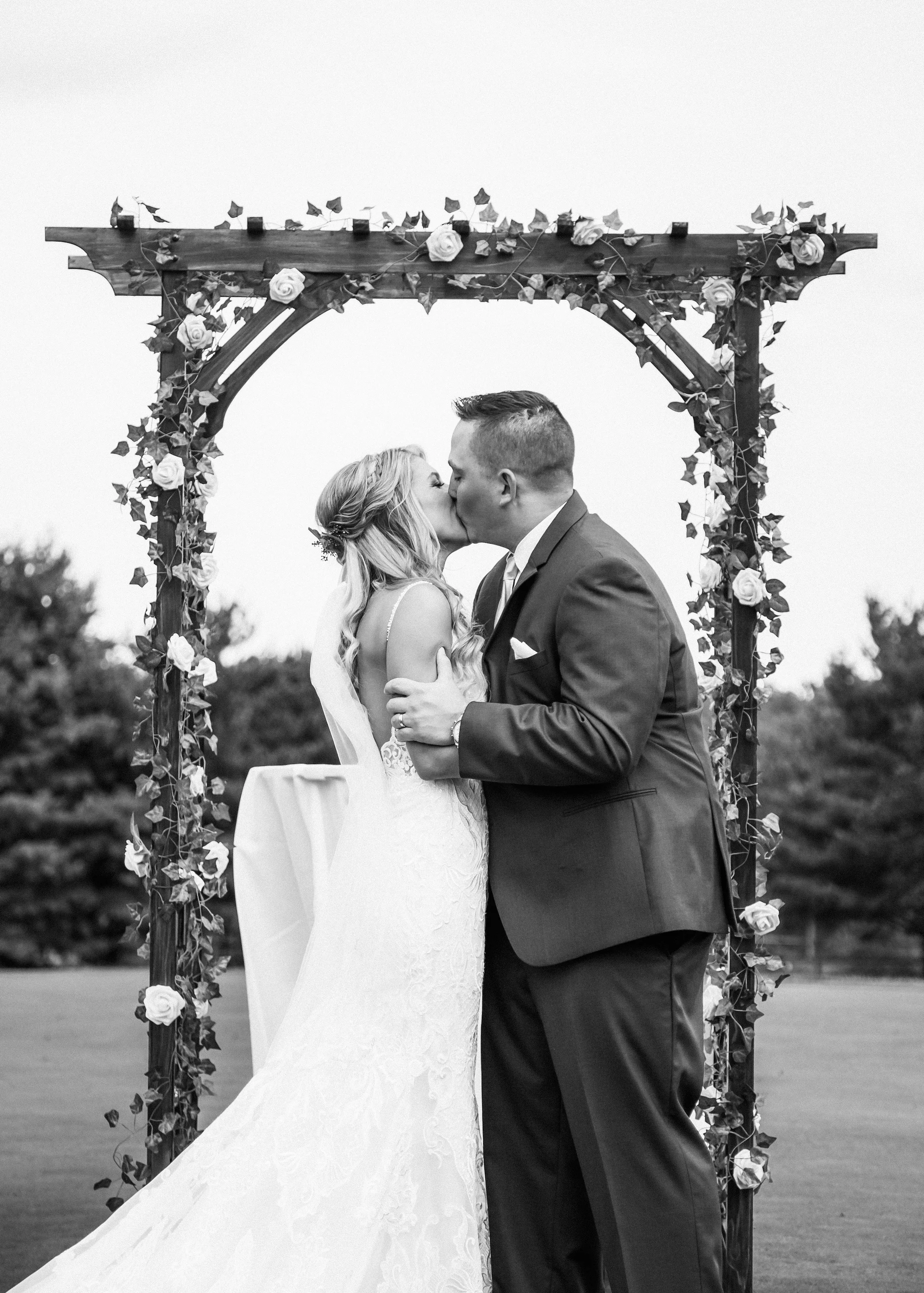 Richards Wedding-526 copy.jpg