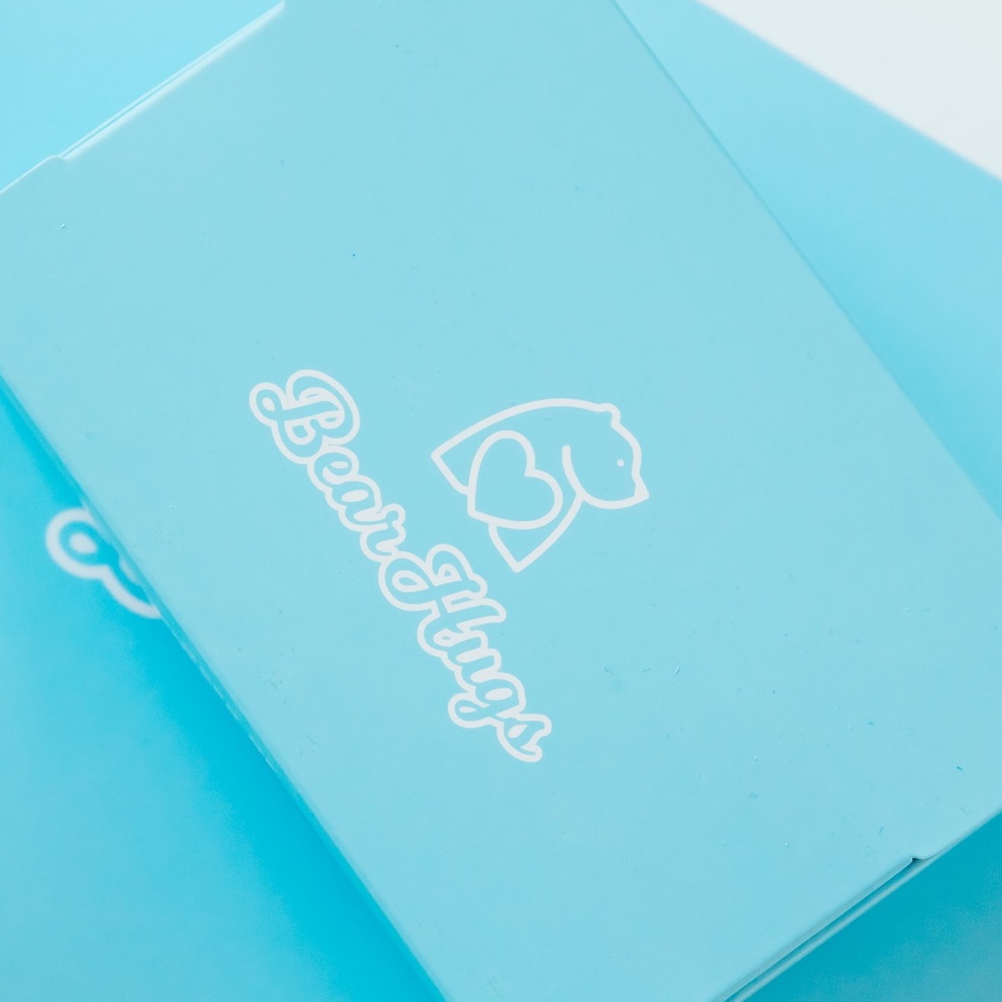 vegan+gifts+to+send+by+post+uk+bearhugs.jpg