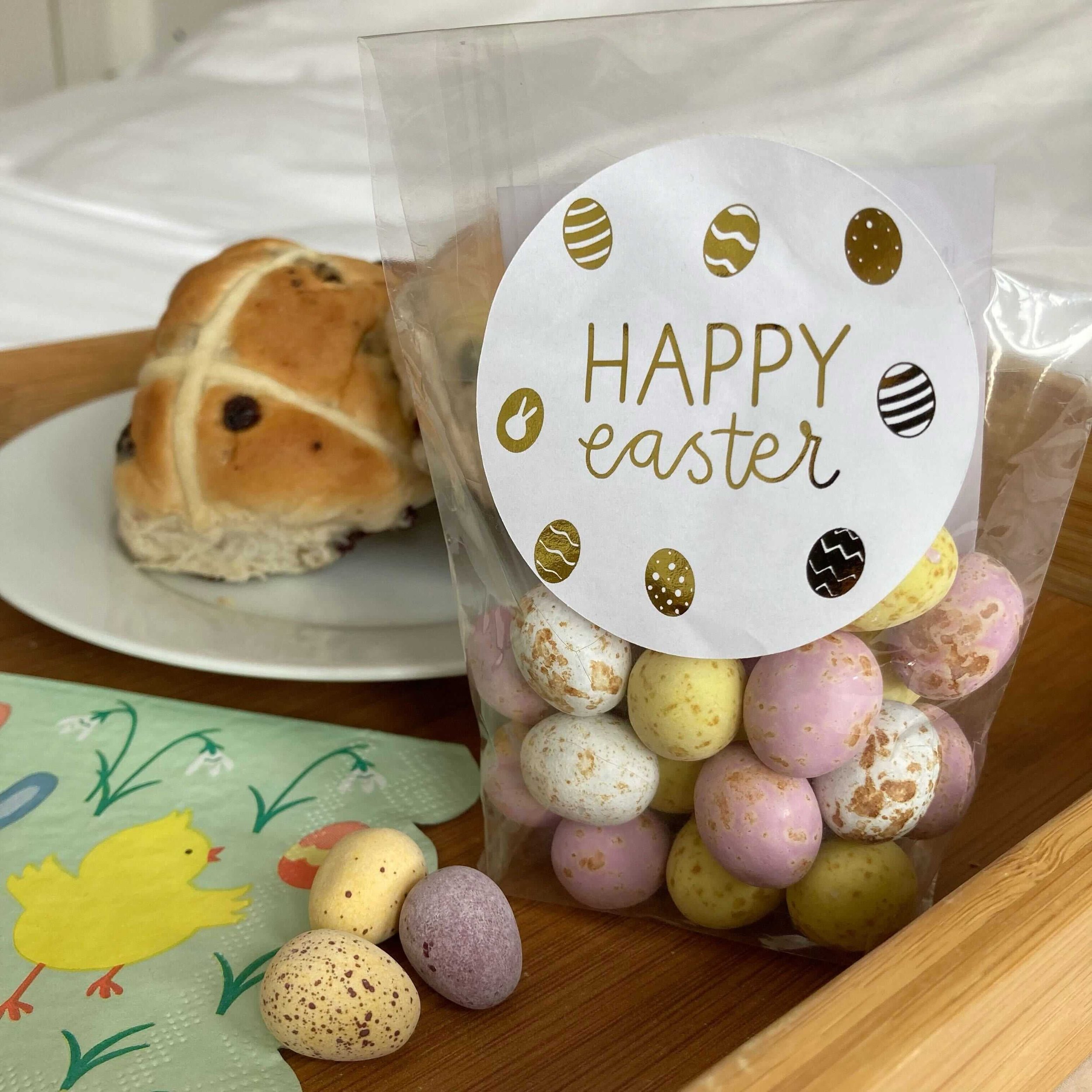 Easter Gifts Delivery in the UK — BearHugs Gifts   Send a 'Hug in ...