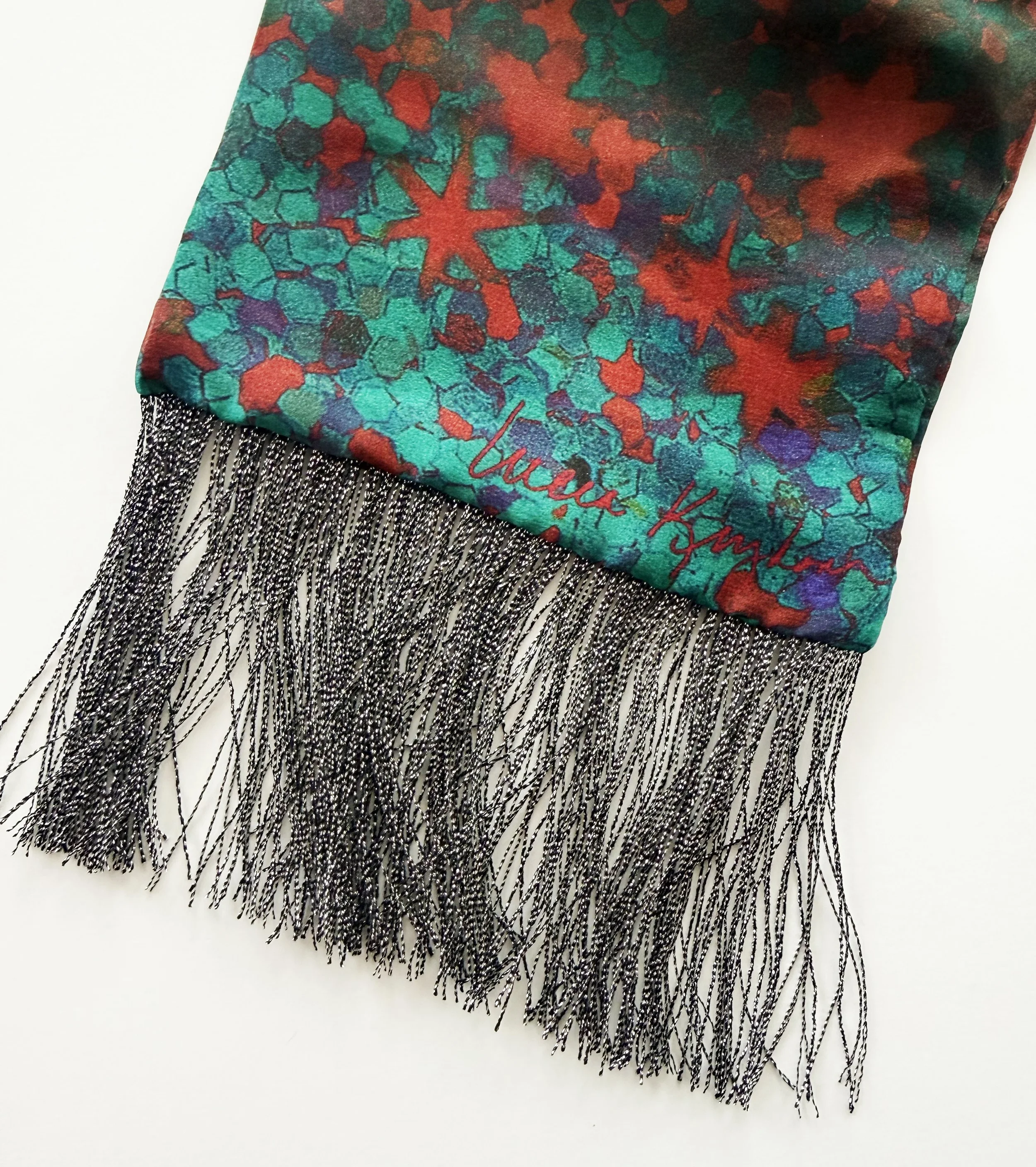 sparkler with dark silver fringe