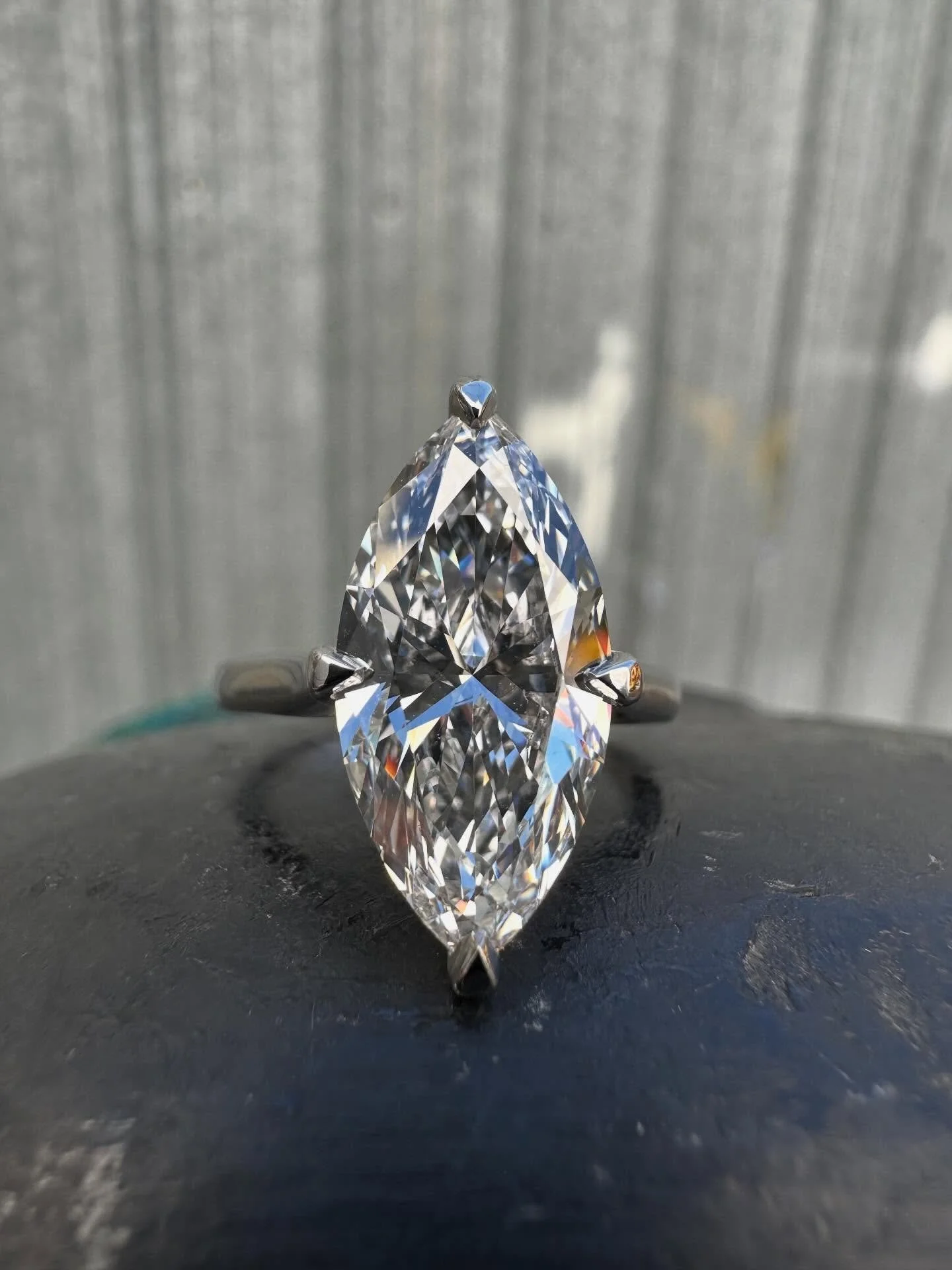 Point made 😉 
#bg #blueground #bluegroundjewelry #pittsfordplaza #pittsfordny #rochester #rochesterny #rochesterjeweler #rochesterengagement #engagementring #marquise #diamond #marquisediamond #solitaire #getengaged