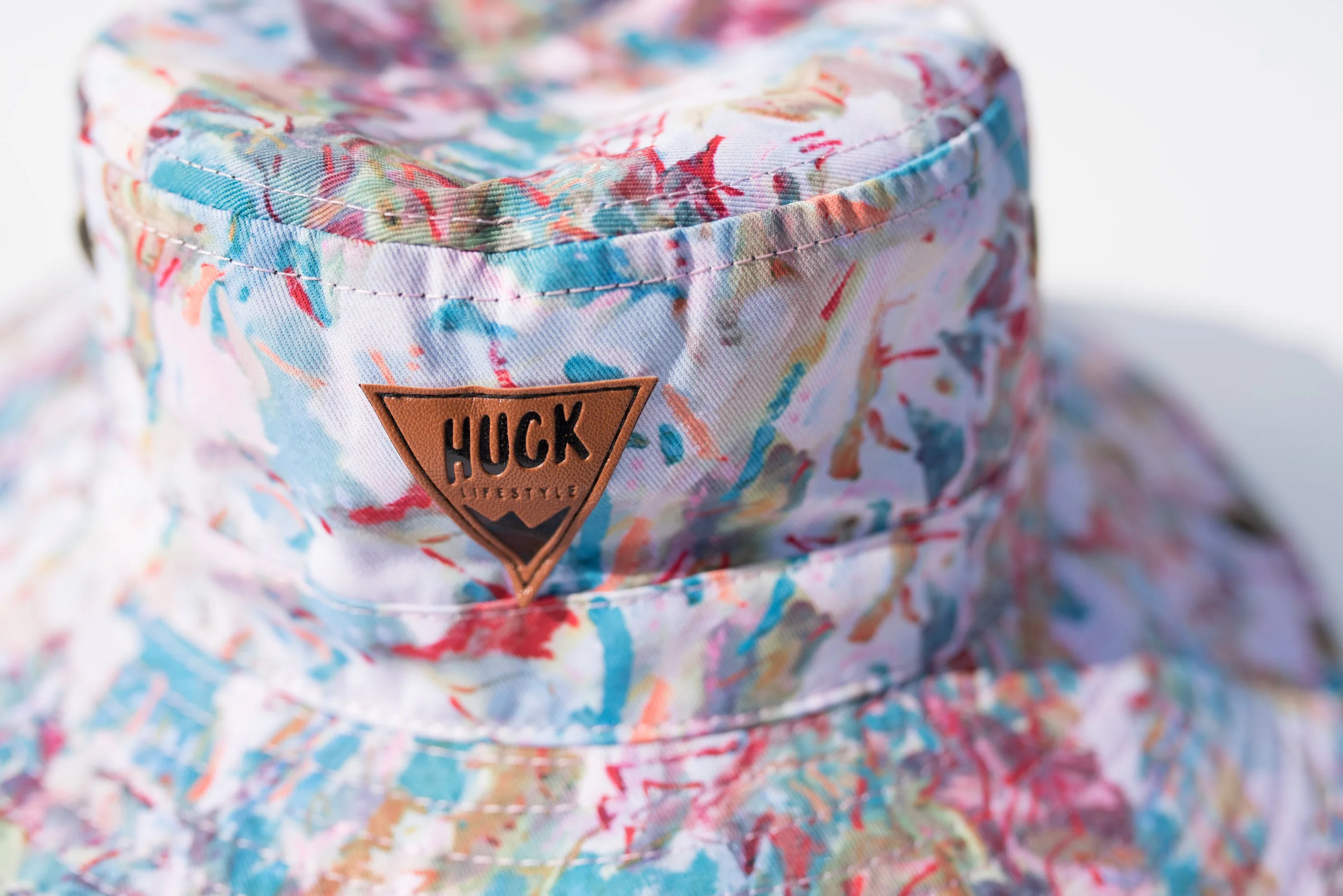 2_HuckLifestyle_Selects_Website_300dpi-1-7.jpg