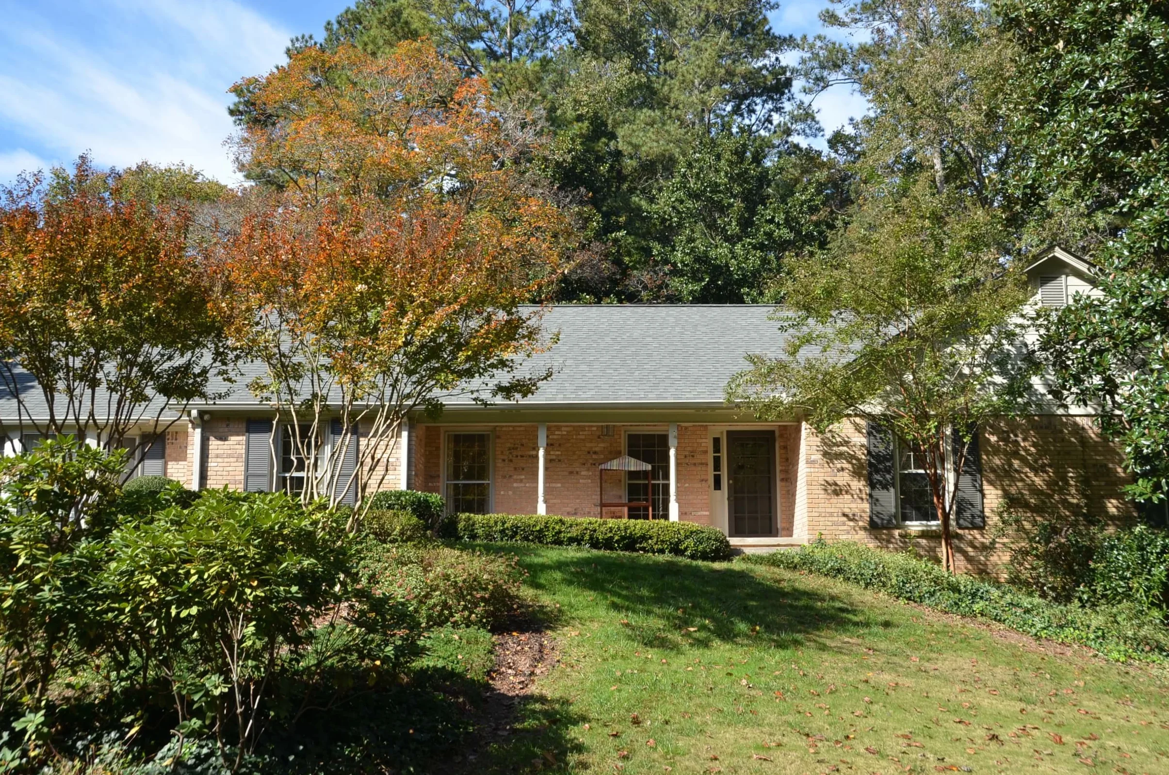 6190_RiverShoreParkway.jpg