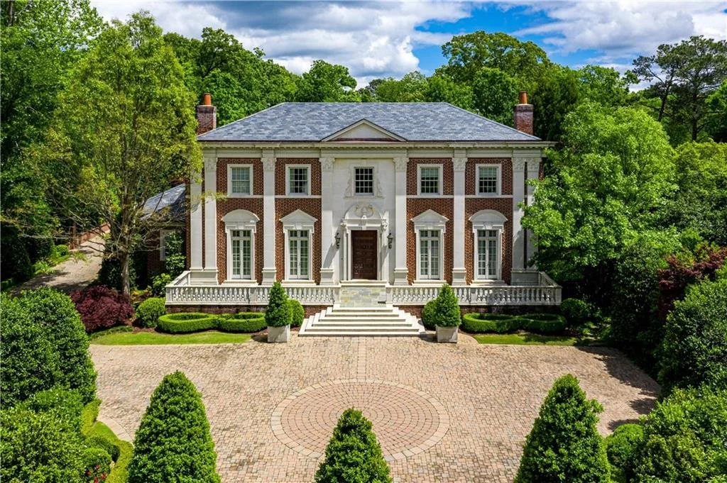 Buckhead Neighborhood Guide: Tuxedo Park