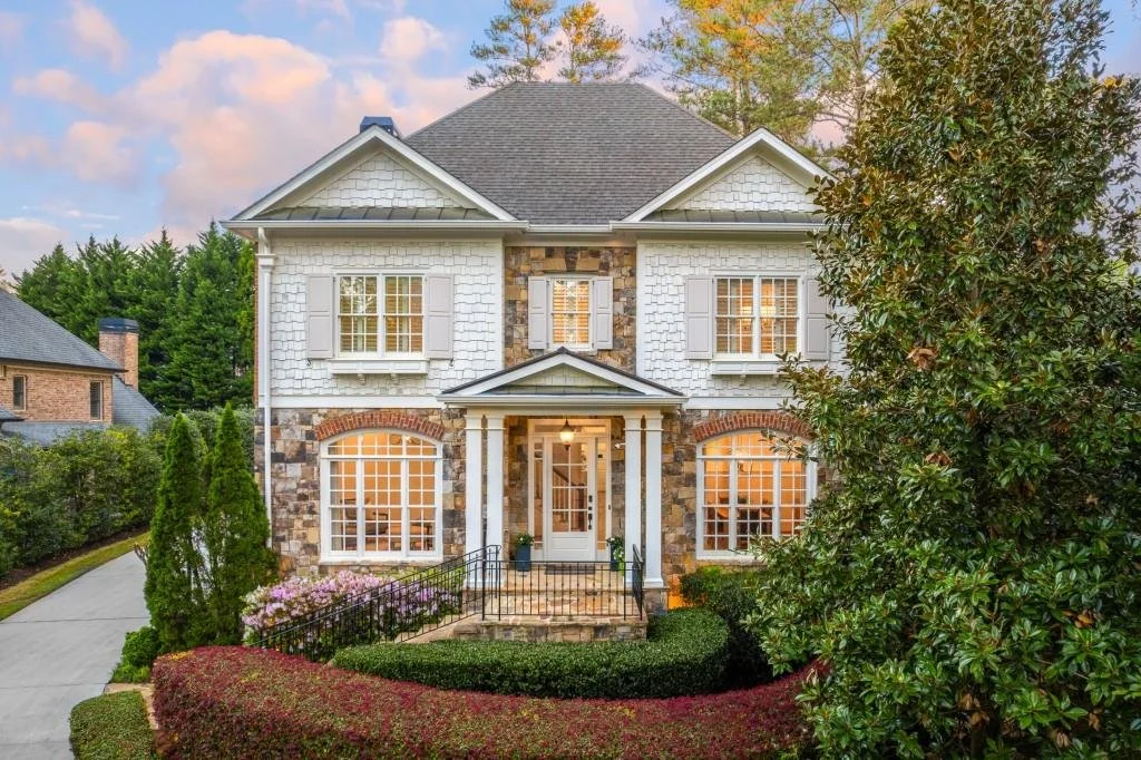 Buckhead Neighborhood Guide: Pine Hills