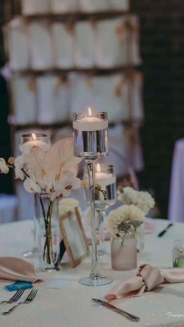 Elegant Wedding centerpiece.jpg