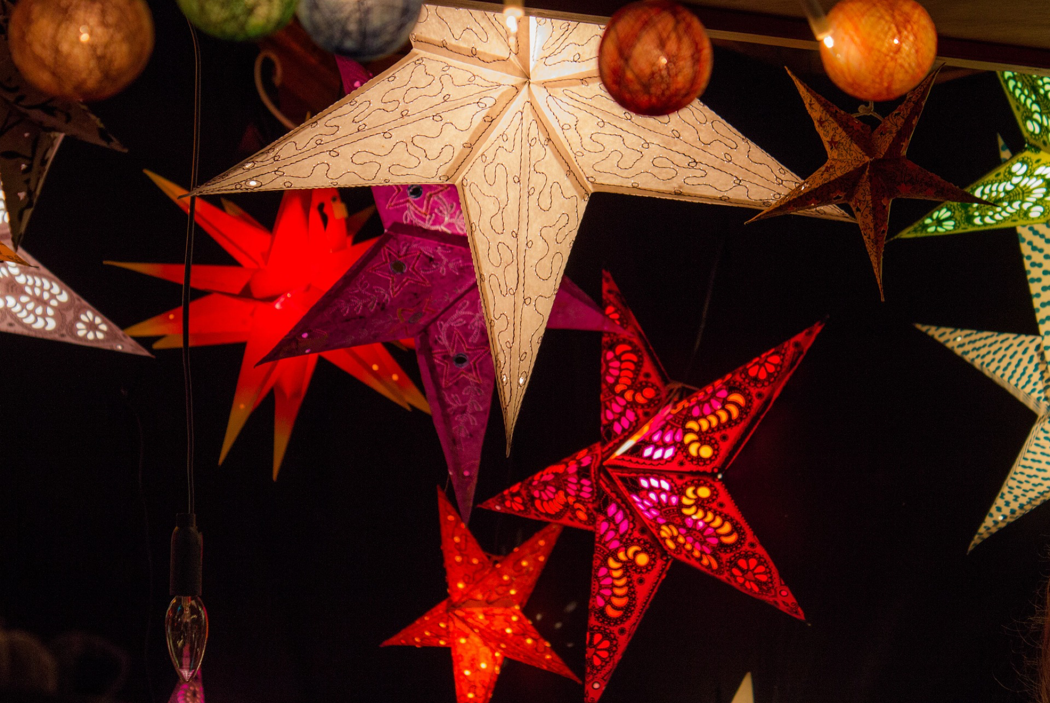 Bless This Space: Singing Bowl Meditation + Holiday Gathering