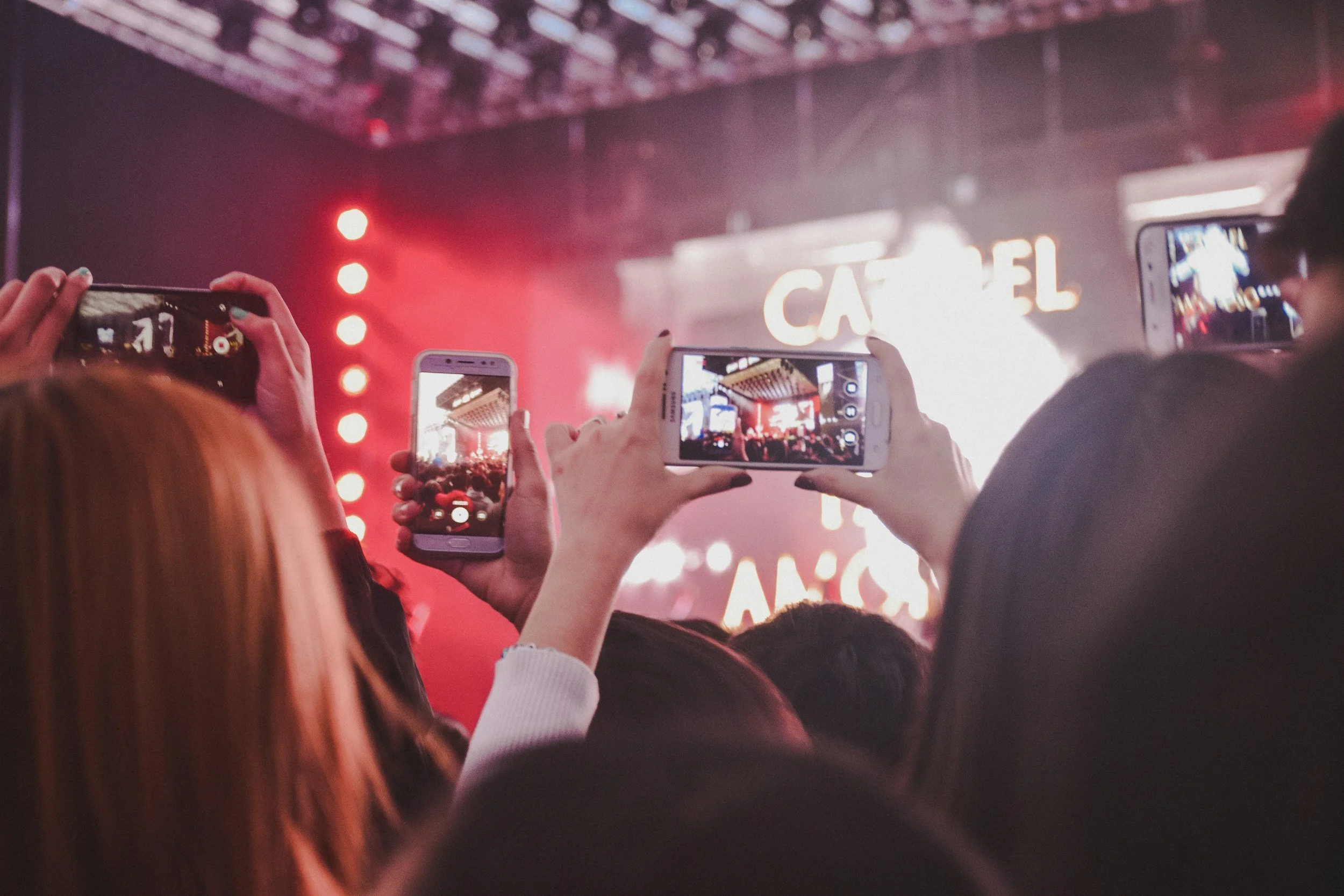 Why You Shouldn't Use Your Smartphone When Attending a Concert