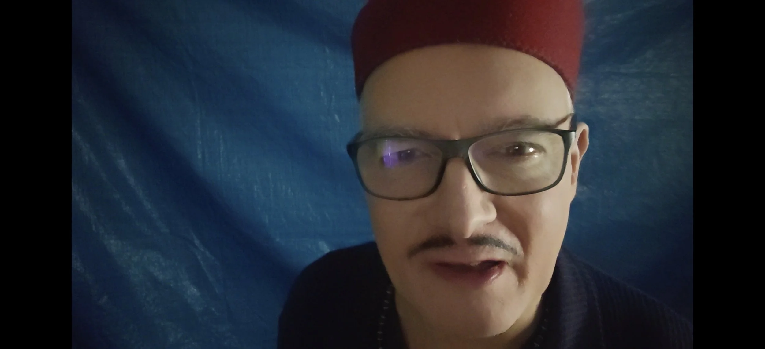 THERAMENE A LUNETTES.jpg