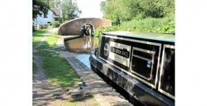 bookbarge.jpg