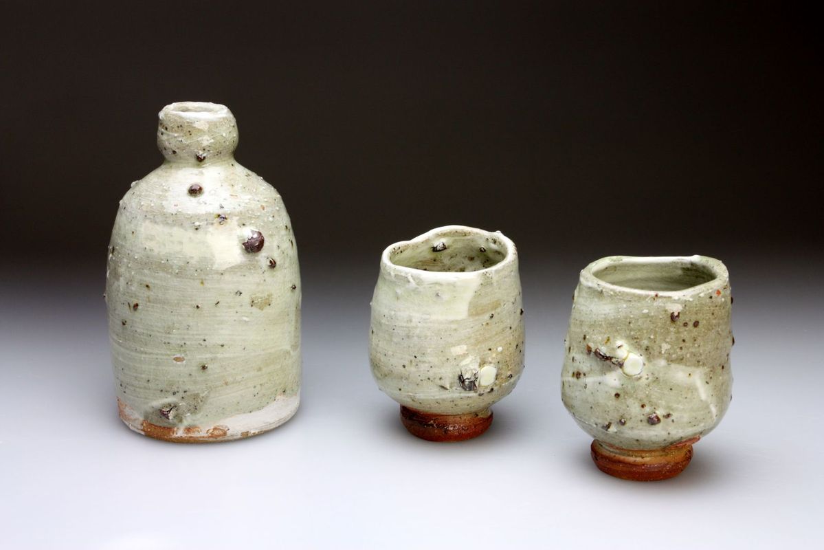 Sake_Set_with_Stone_Inclusions_and_Ash_Glaze800.jpg