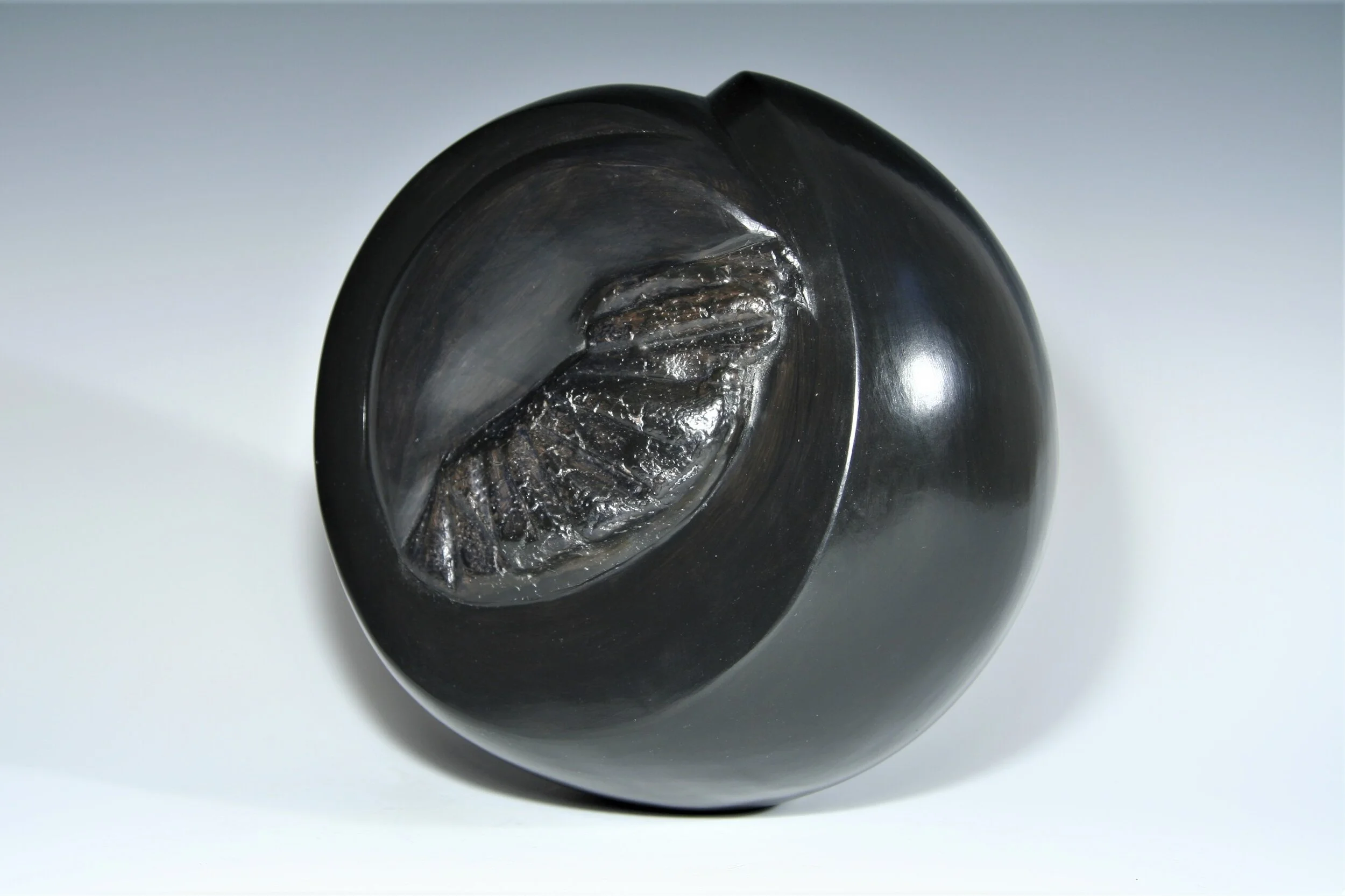 Tide that Moves the Moon  Ht 21cm No 2.JPG