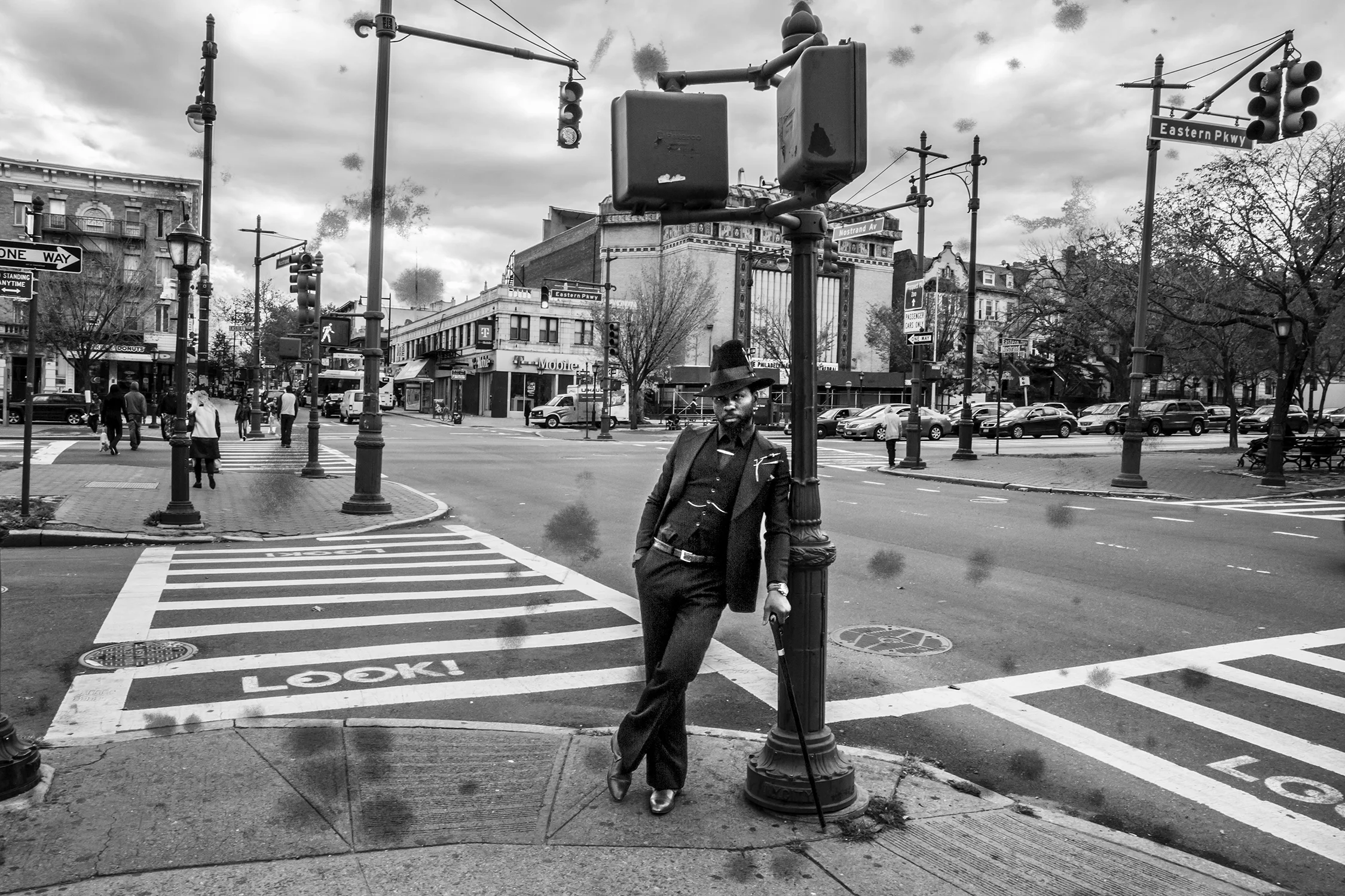  Erik, Kingston.  Photographie &amp; technique mixte, 40 x 50 cm.  1/5  1400 €       