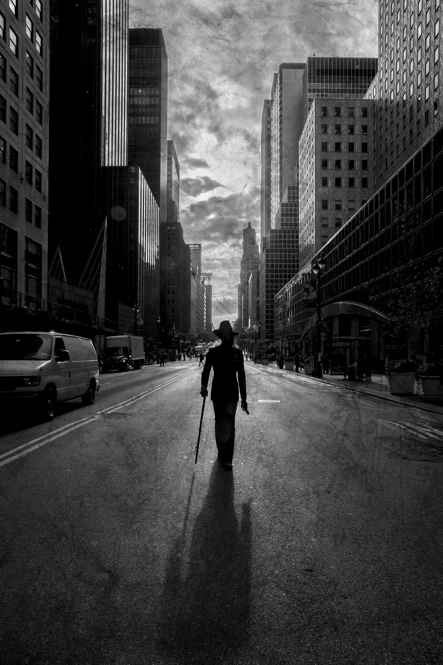  Erik, 42nd Street, Manhattan.  Photographie &amp; technique mixte, 60 x 80 cm.  1/5  2400 €       