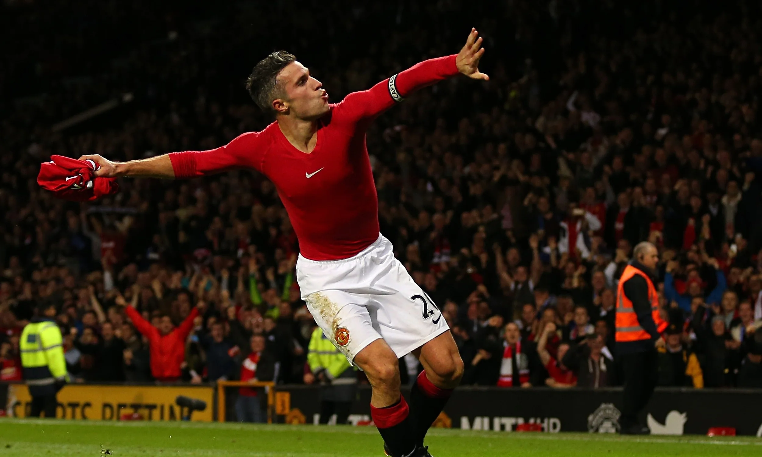 Robin-van-Persie-Manchest-012.jpg