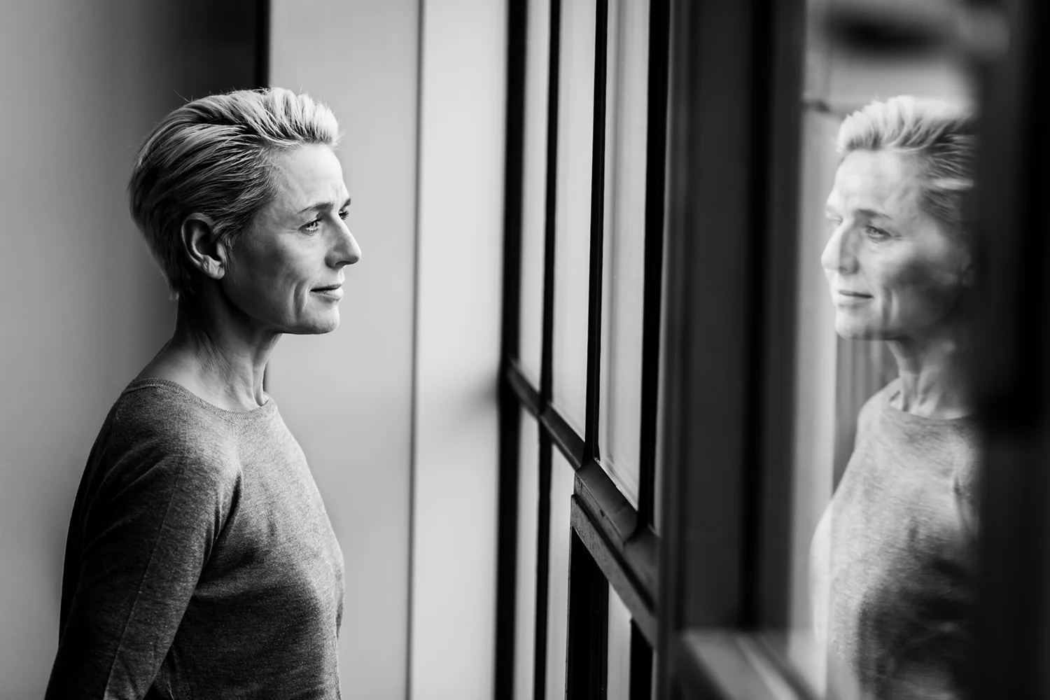 Portretfoto spiegelbeeld zwart-wit
