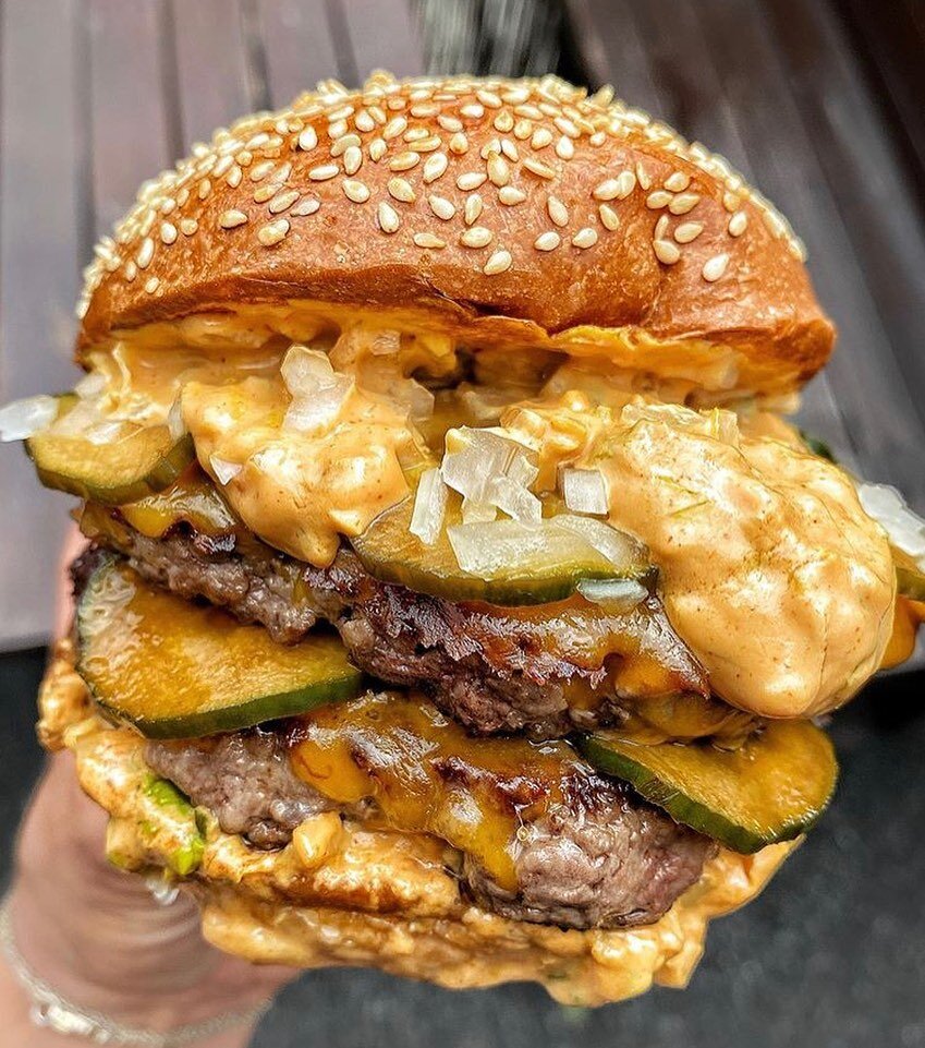 Happy #NationalBurgerDay ! Today get 25% off our whole menu from @filthy_buns including the new 'Wrist Slap' &amp; 'Wrist Slap Vegan'...a tribute to Golden Arches that we're not allowed to mention, with #freerange beef from @GingerPigLtd #hackney #da