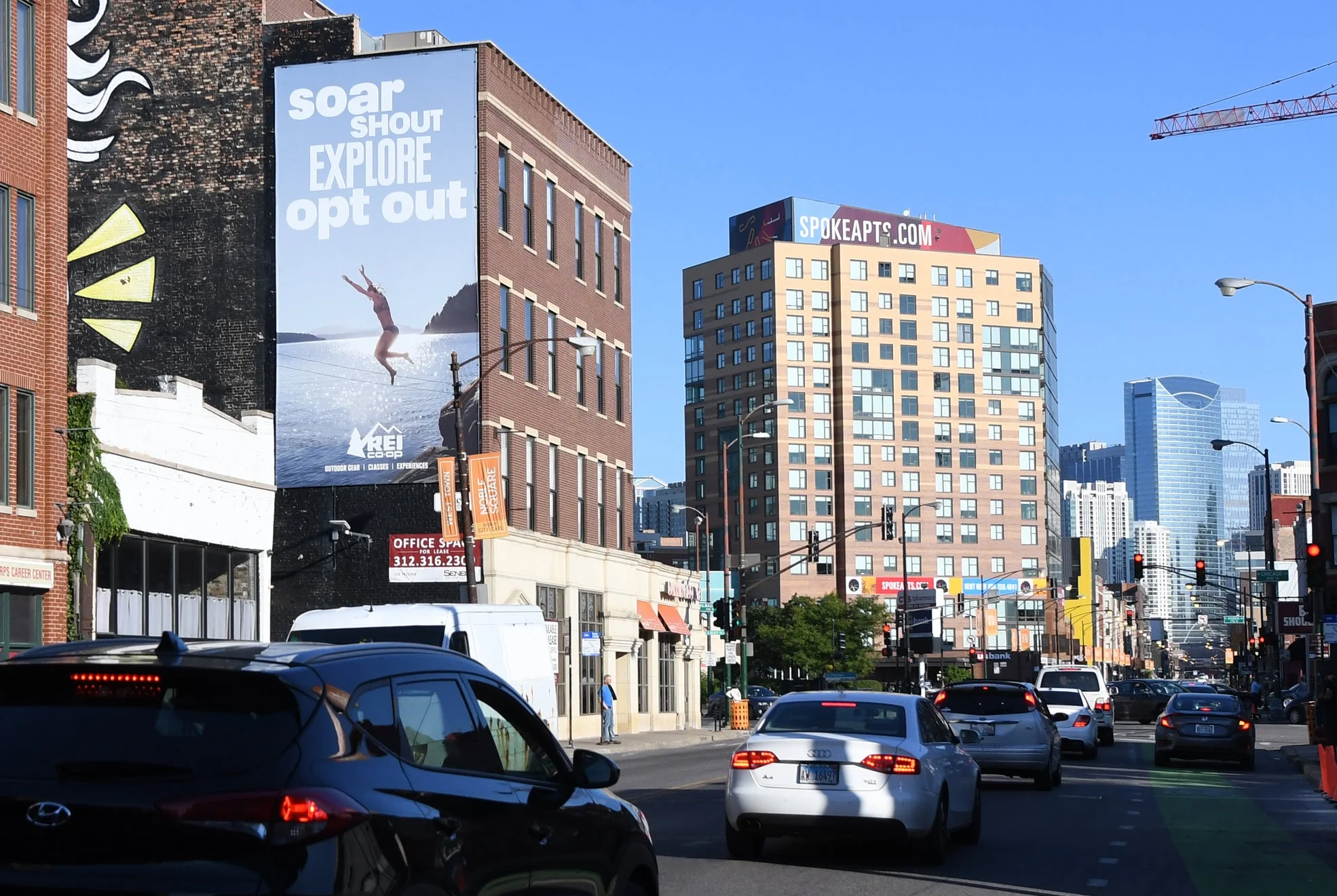 Why Big Brands Use Wallscapes: Make an Impact with Chicago Billboards