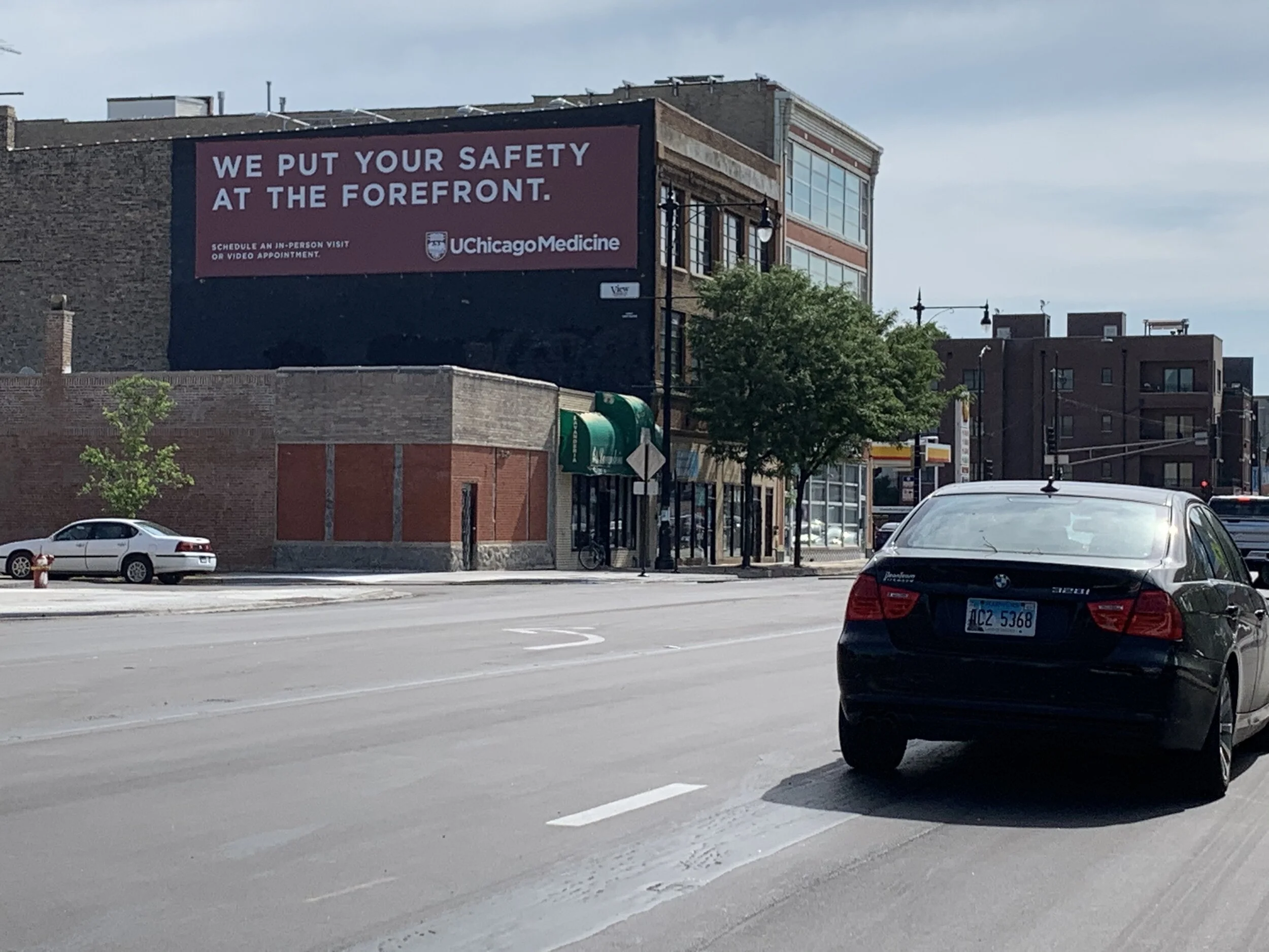 Differences in Billboard Advertising Companies: Comparing Strategies and Commuter Traffic Billboards in Chicago