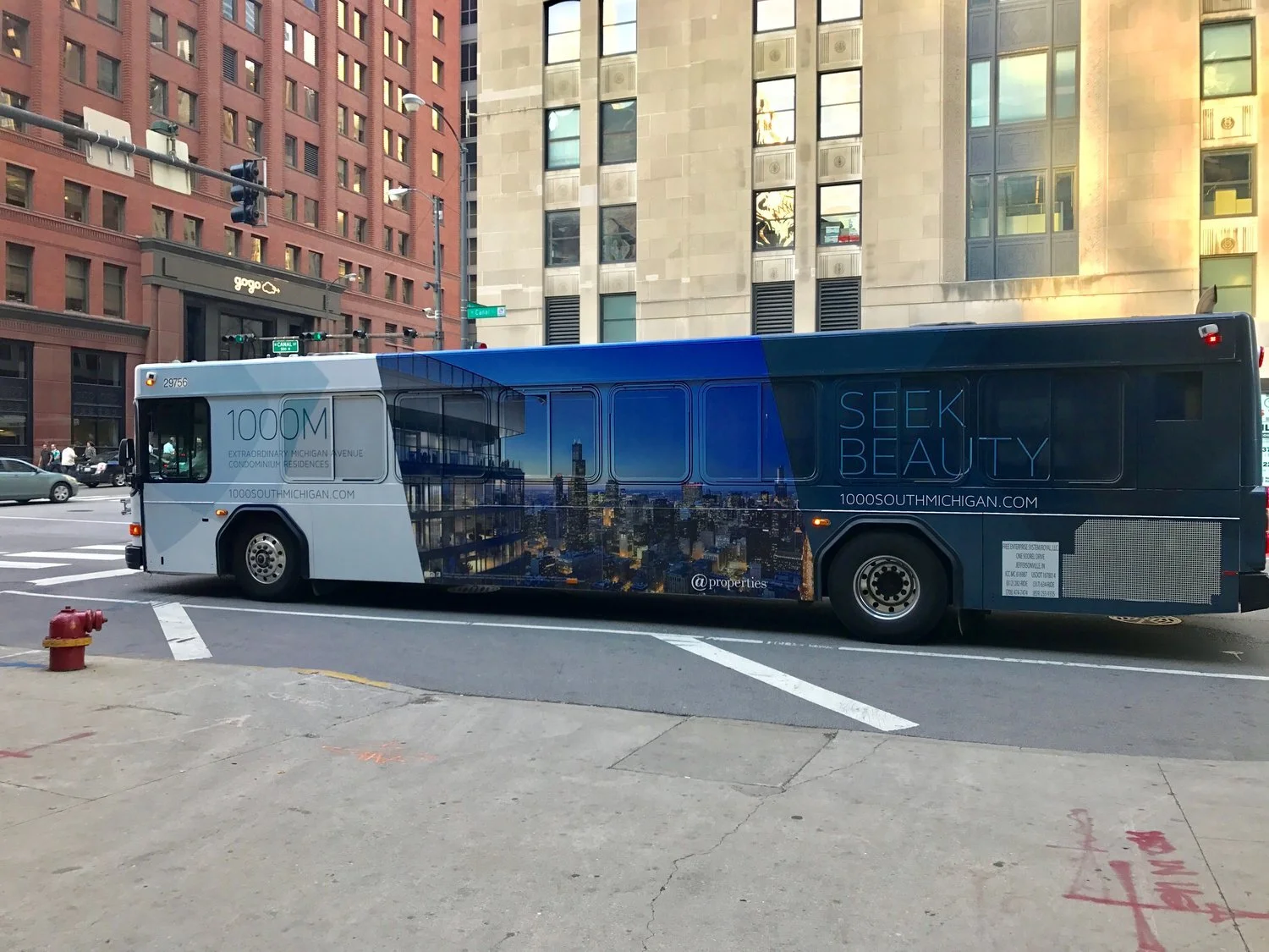 Cost and Locations of Billboards in The Loop, Chicago