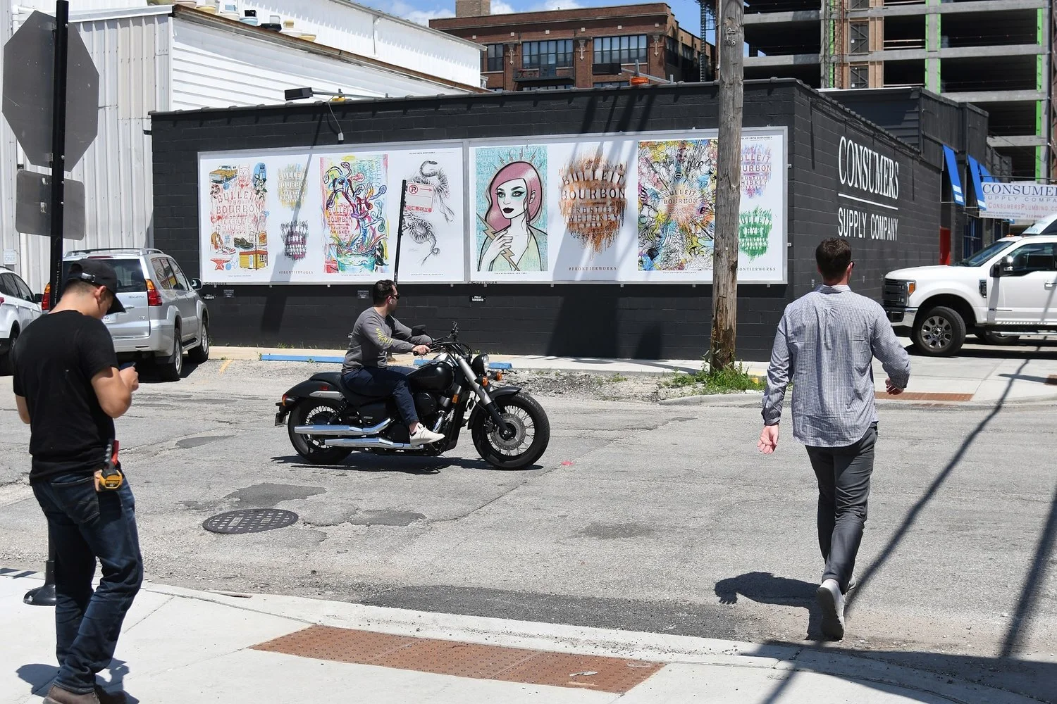 Cost and Locations of Billboards in West Loop, Chicago