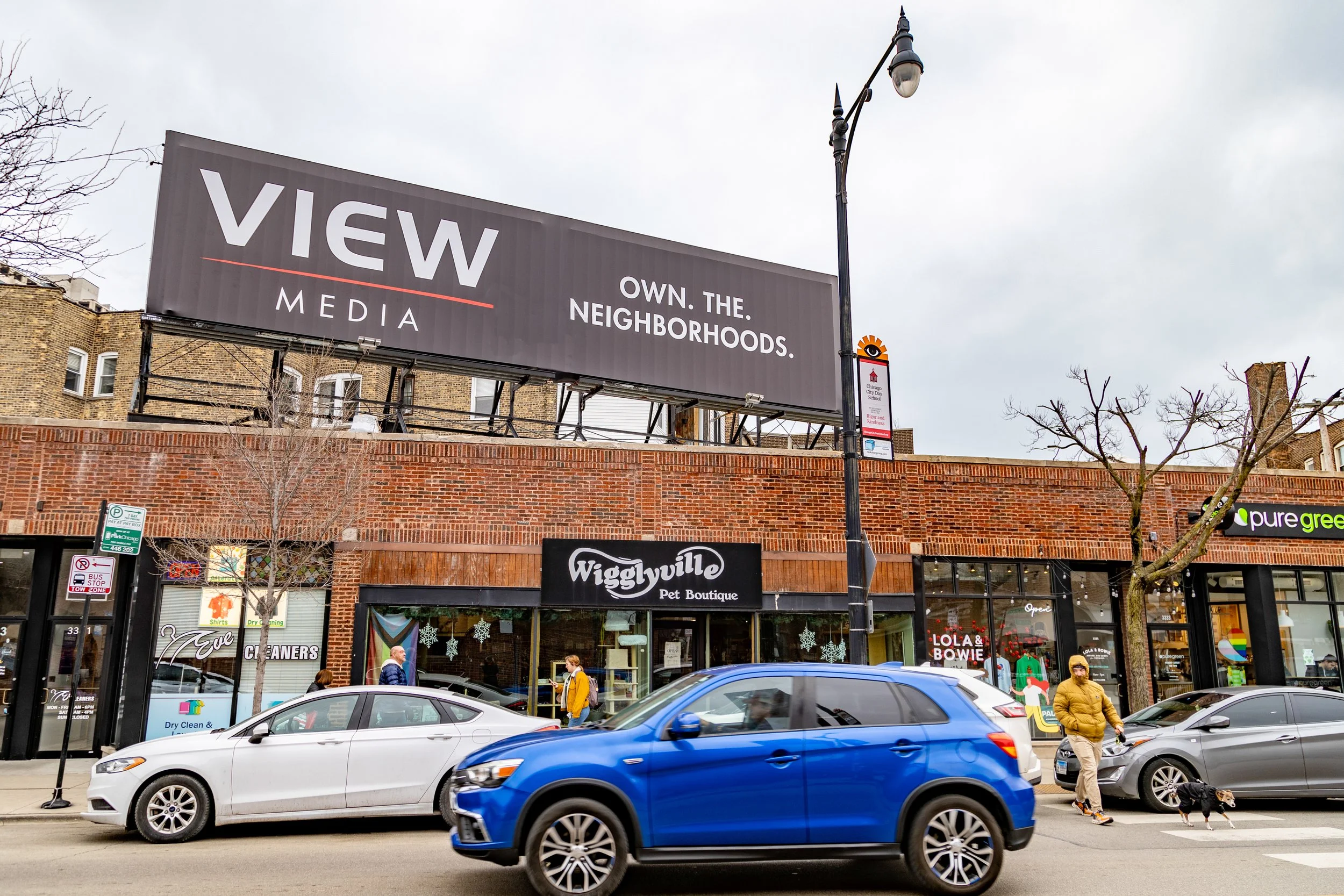 OOH + DOOH Advertising Trends for 2026: What Brands Need to Know in Milwaukee, Chicago, and Beyond