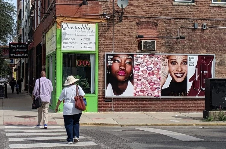 Beginner’s Guide to Outdoor Advertising: How to Maximize Billboard Visibility for Commuters in Chicago