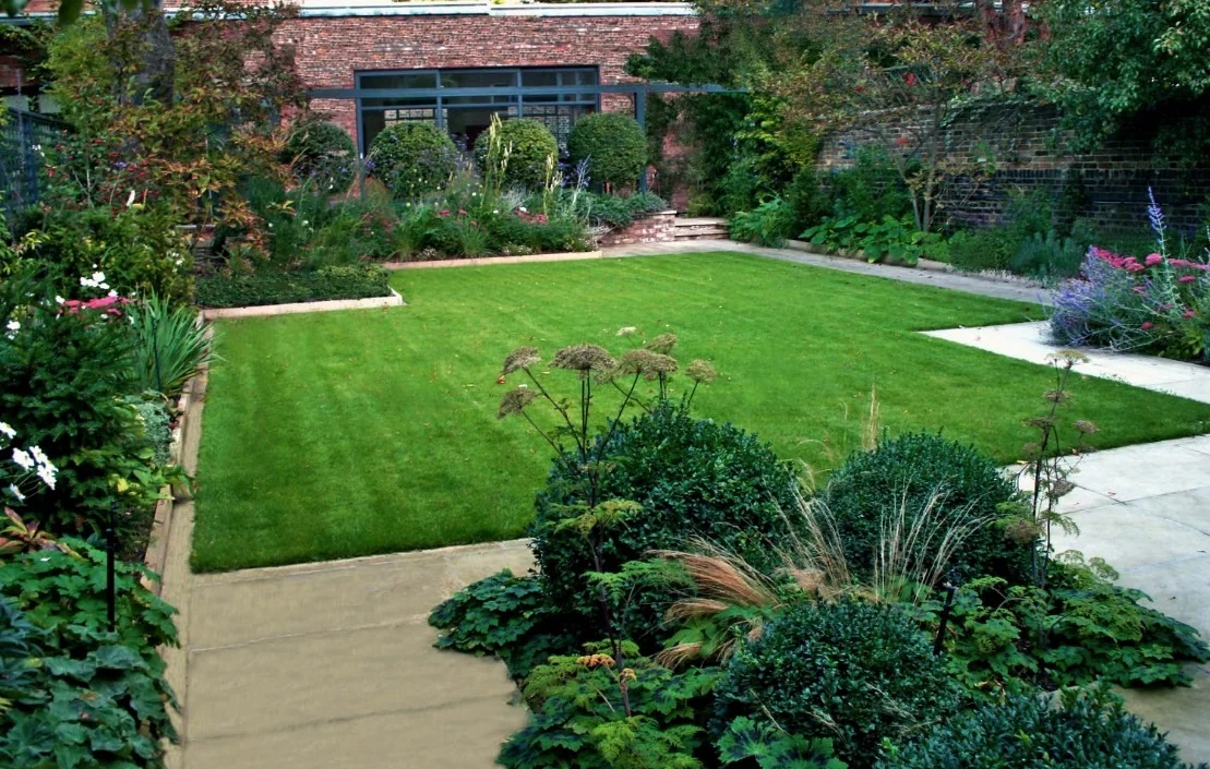 Large garden 18.jpg