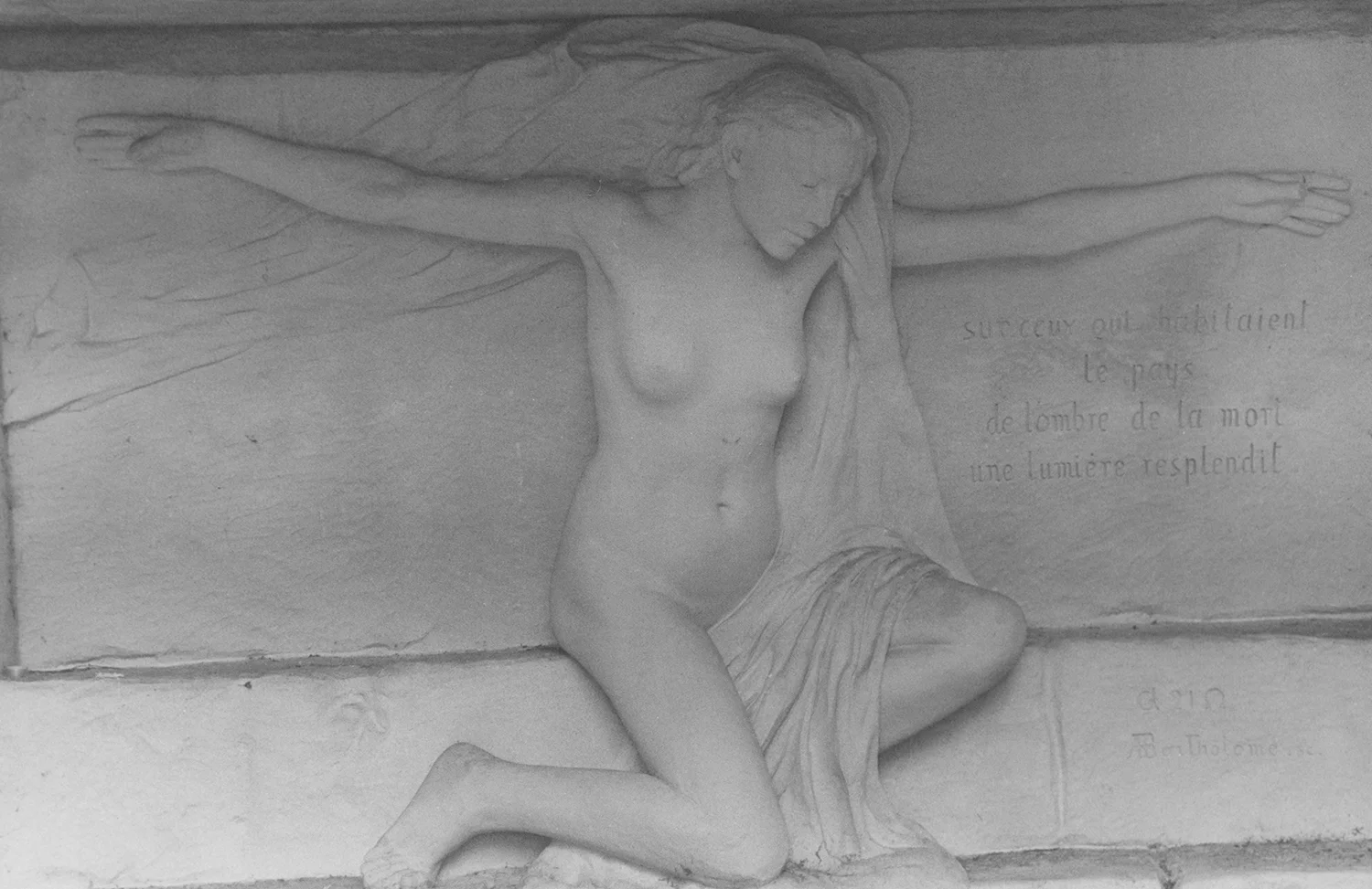 PereLachaise1.jpg