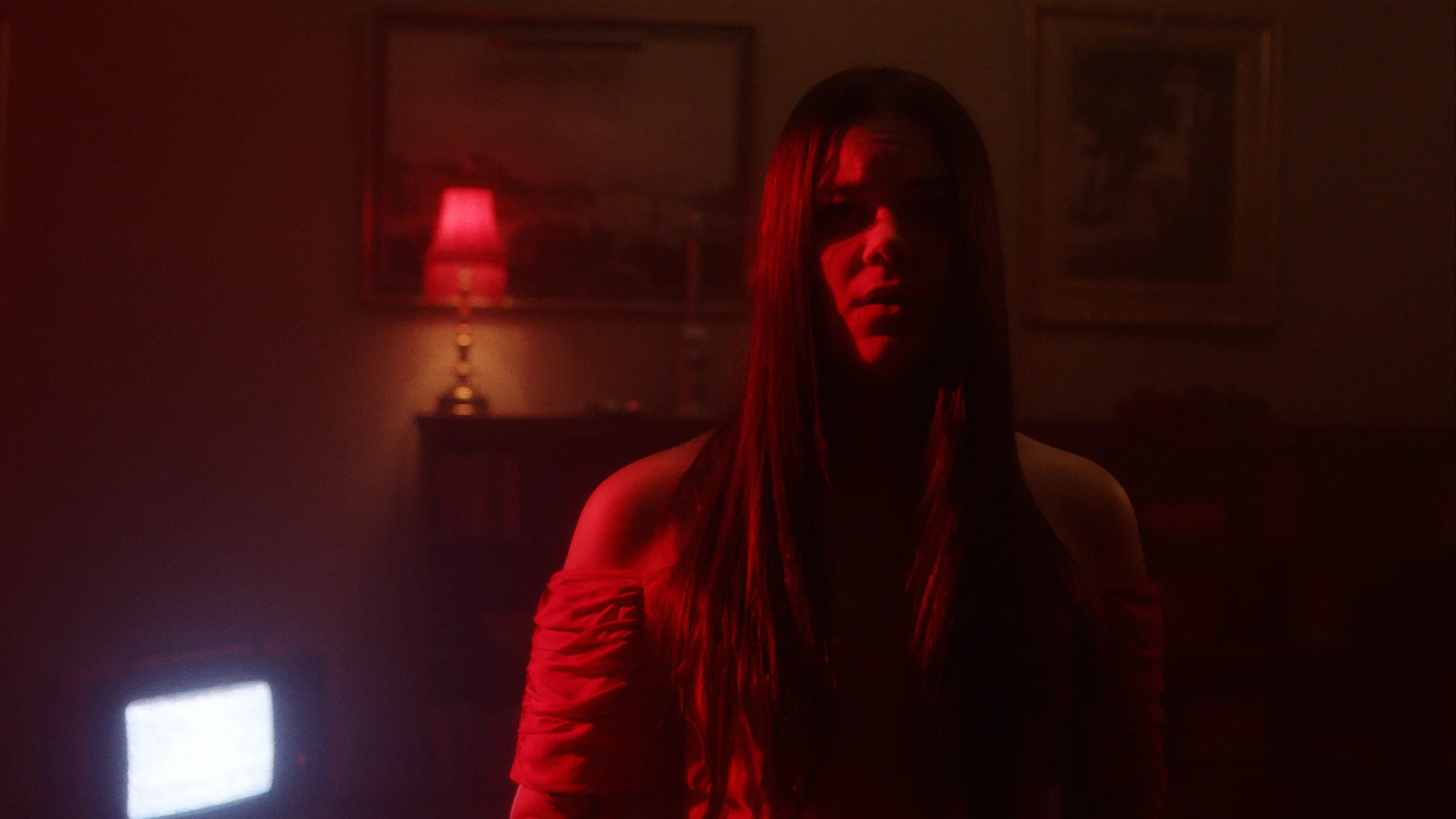 180827_First_Aid_Kit_Rebel_Heart_online_ProRes_4444.mov.01_01_32_21.Still013.jpg