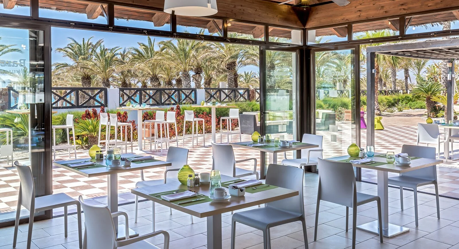 236-restaurant-121-hotel-barcelo-cabo-de-gata_tcm20-136713_w1600_h870_n.jpg